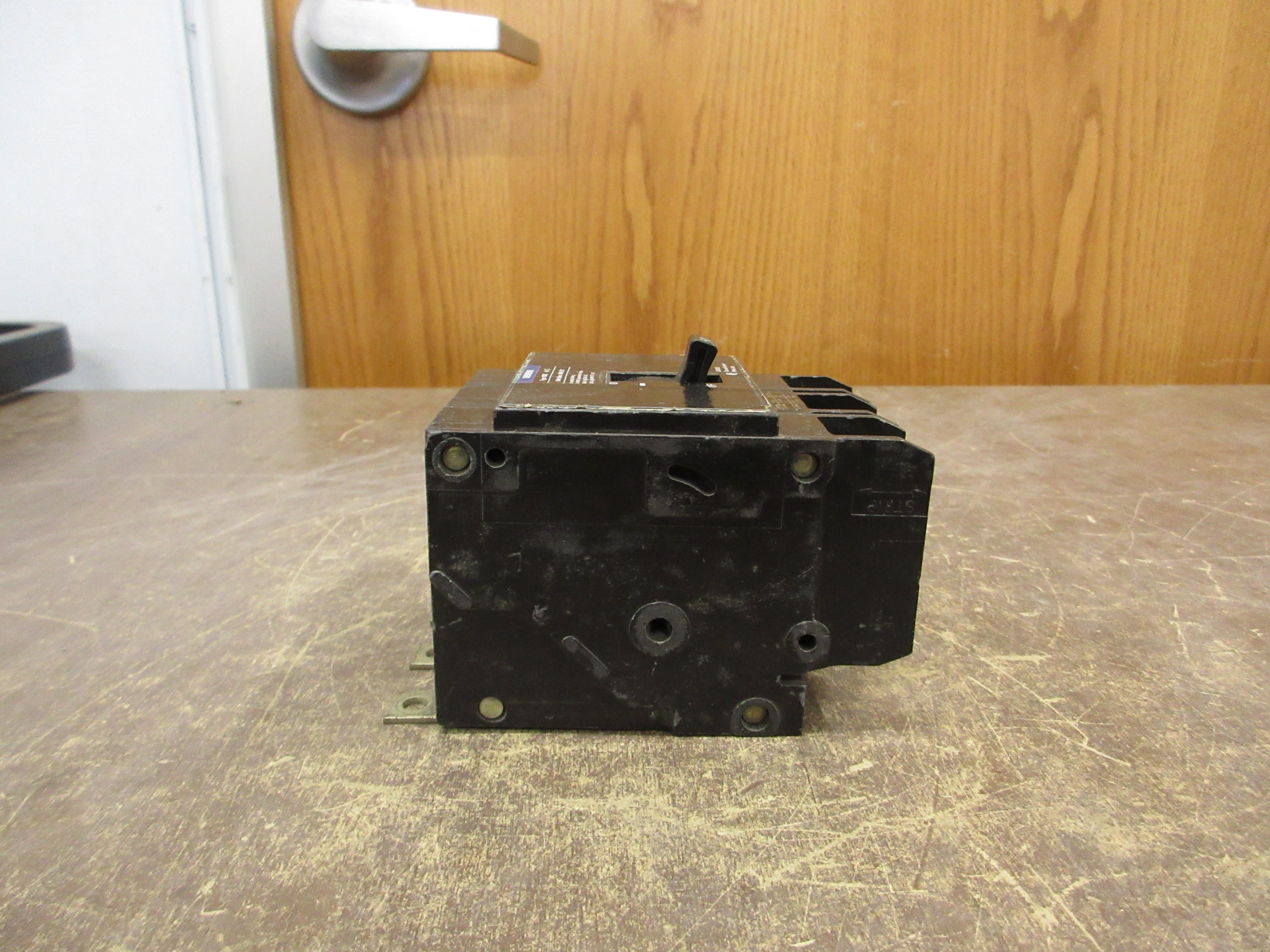 Siemens Bolt-On Circuit Breaker BQD350 50A 480Y/277V 3P Used
