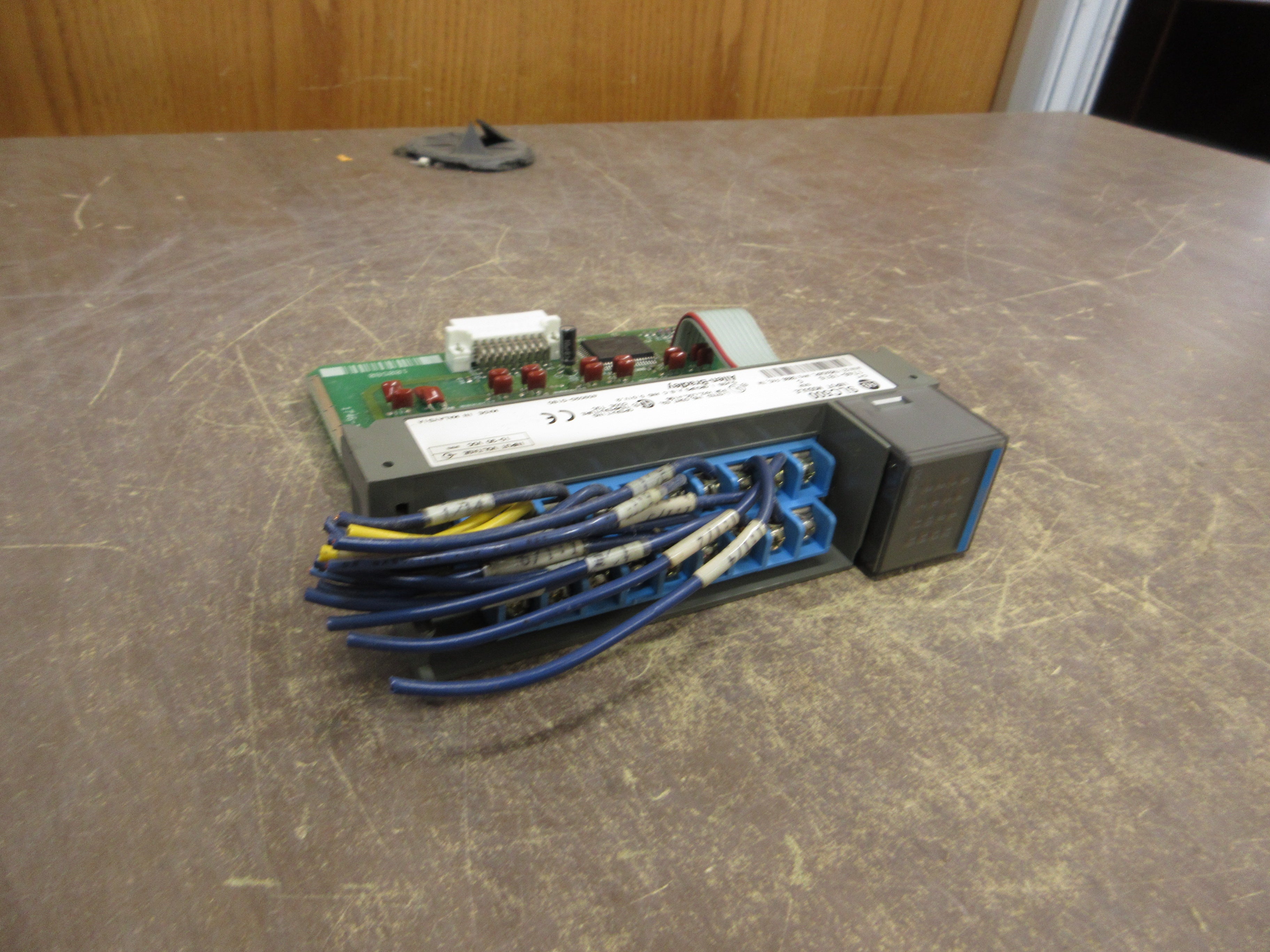 Allen-Bradley SLC 500 Input Module 1746-IB16 Series C 10-30 VDC Used