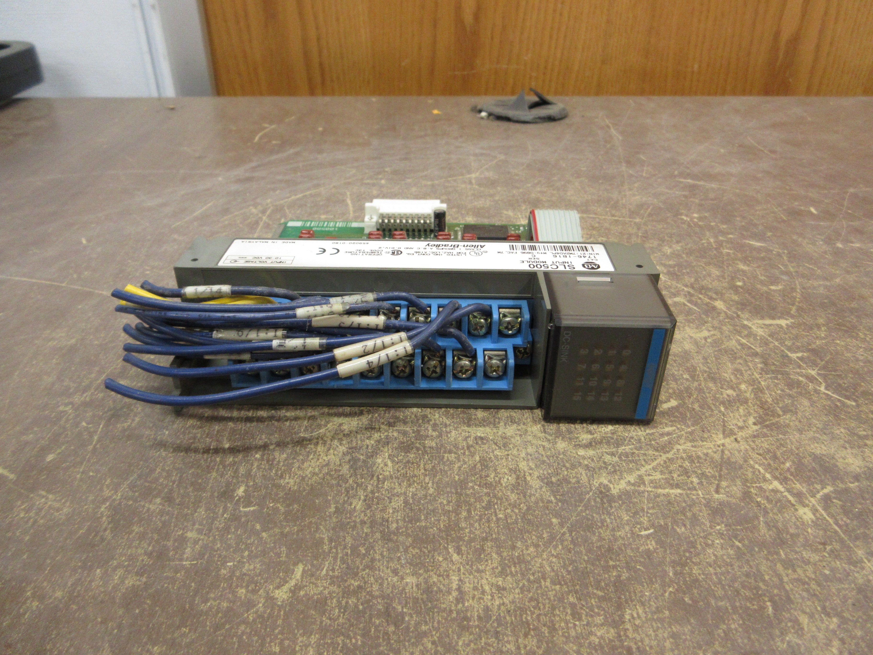 Allen-Bradley SLC 500 Input Module 1746-IB16 Series C 10-30 VDC Used