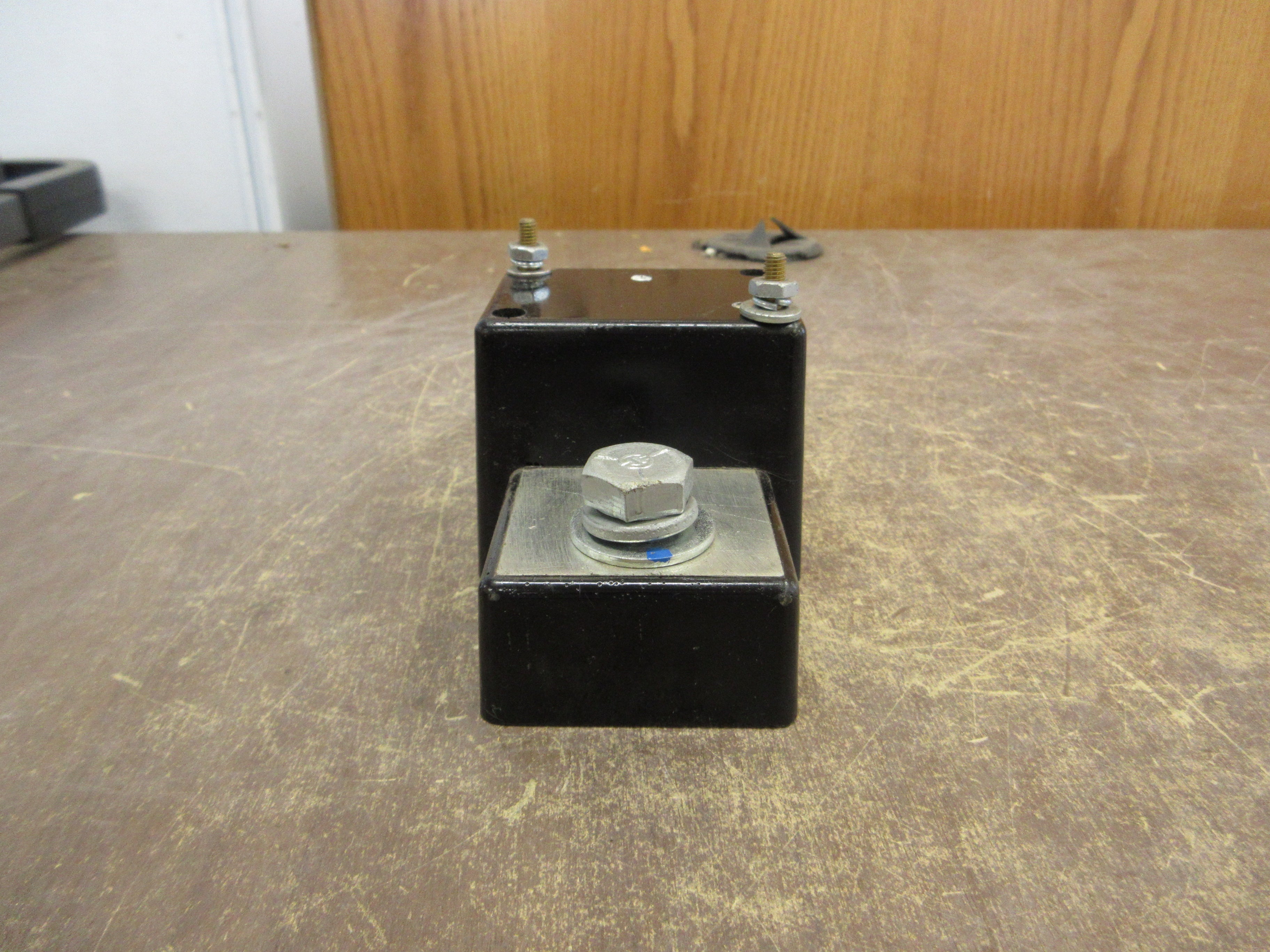 Eaton Neutral Current Sensor CTF080 Style: 5721B64G03 Ratio 80:0.06A Used