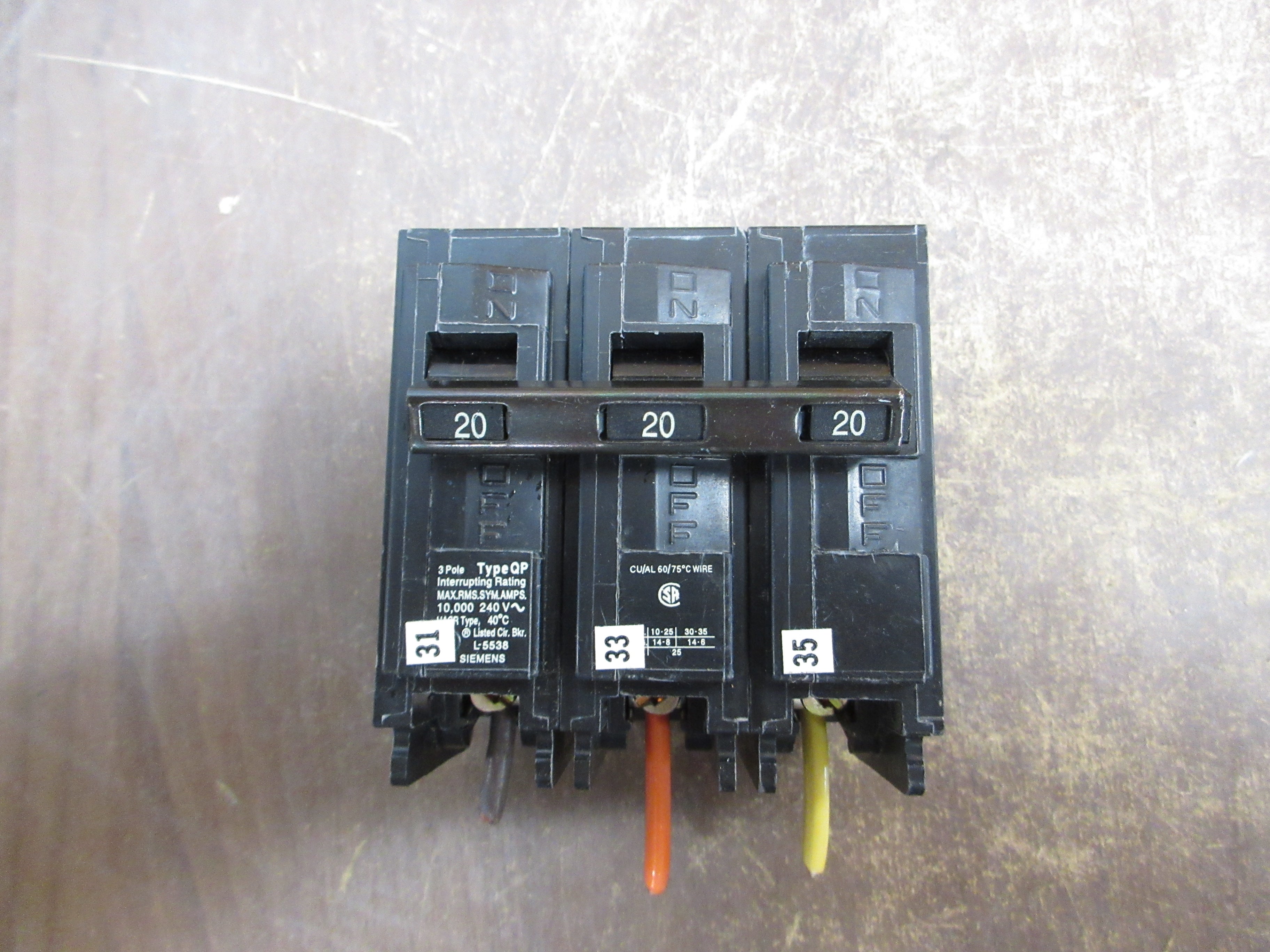 Siemens Clip-On Circuit Breaker Q320 20A 240V 3P Used