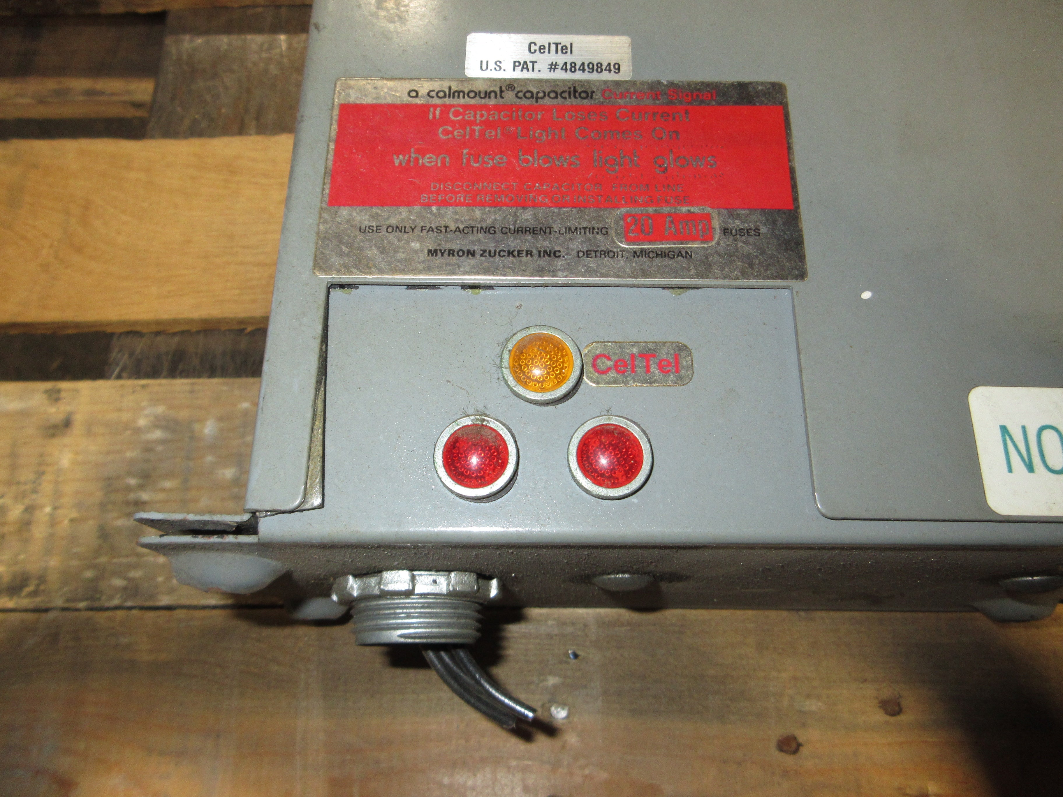 Myron Zucker Calmount Capacitor KIM43005-3 5kVAR 480V 3Ph 60Hz Used