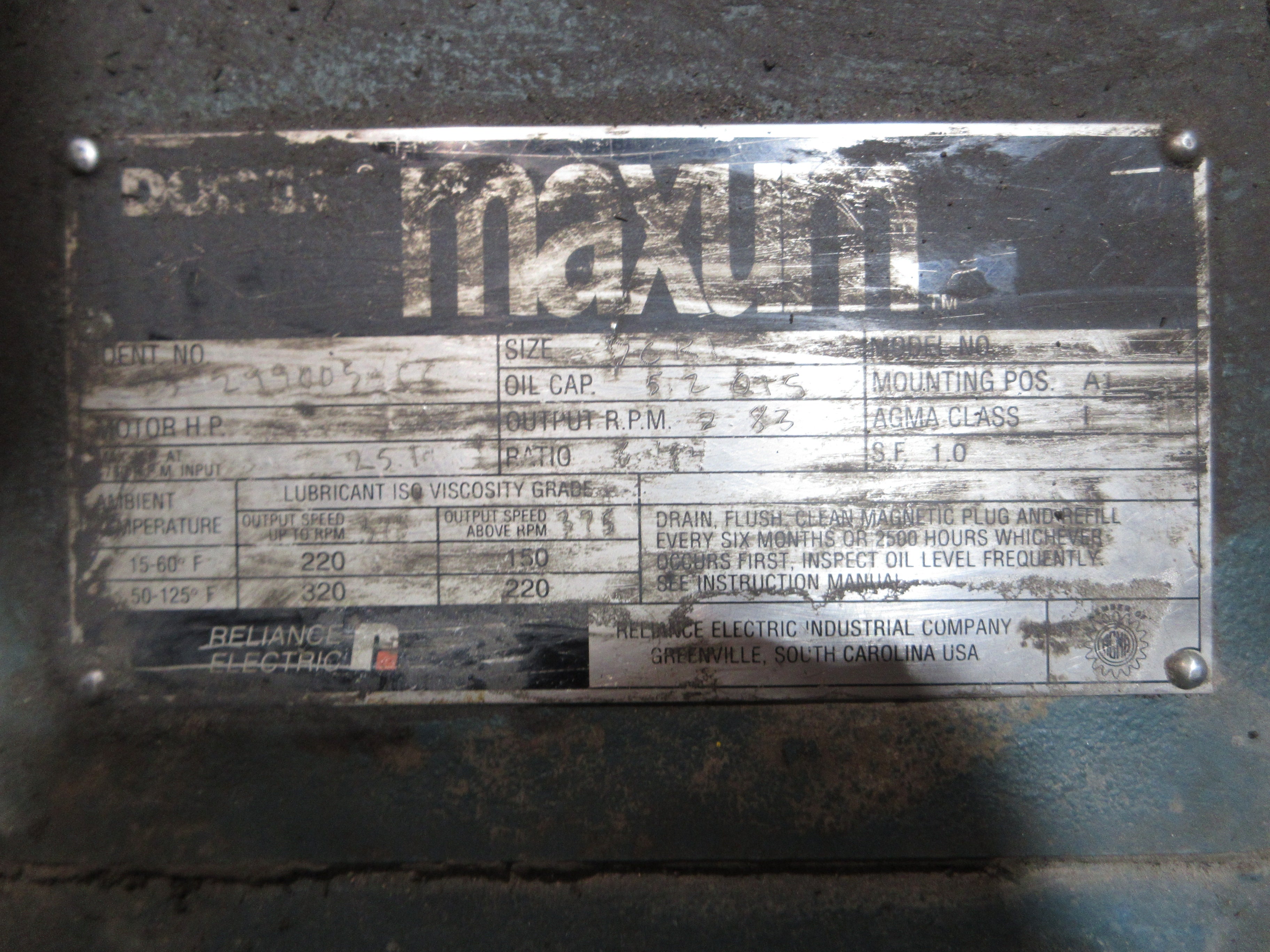 Reliance Electric Motor 15 299005 CC 25HP 283 RPM Ratio: 6.184 Used