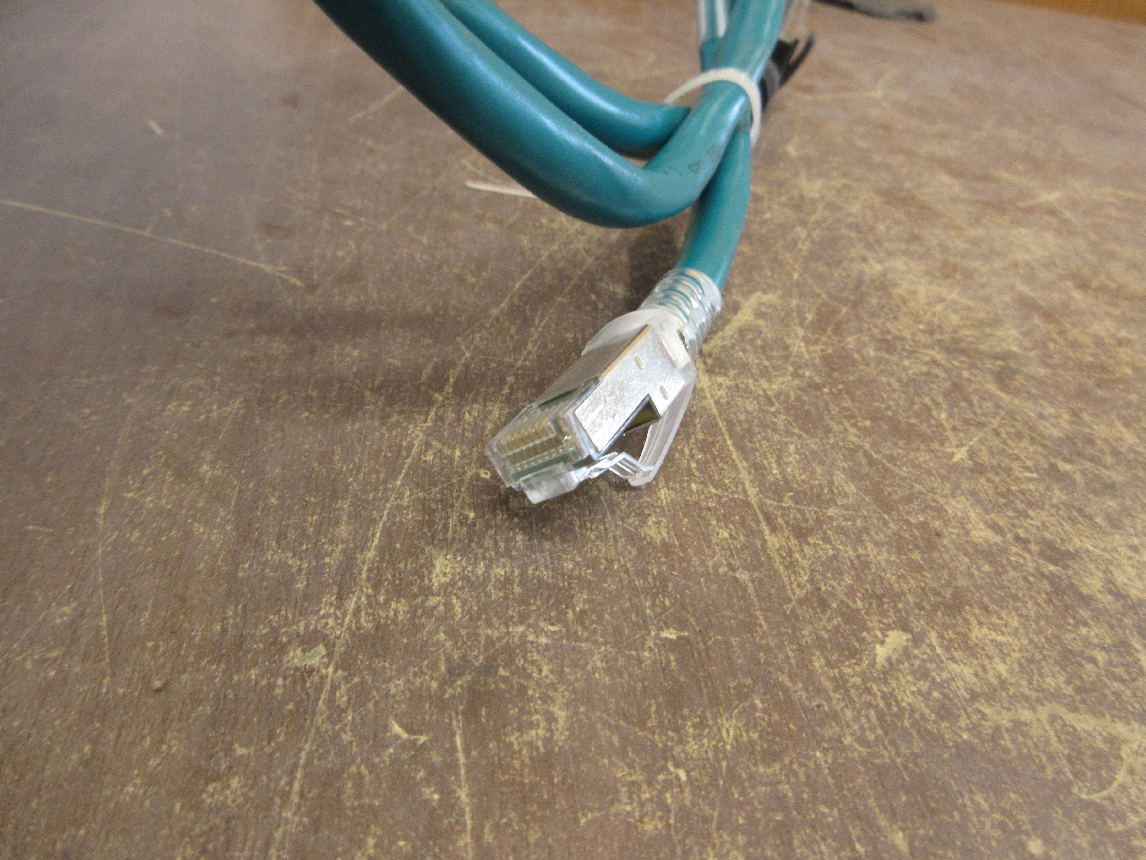 Allen-Bradley Patch Cord PN-195944 Length: 1m Used