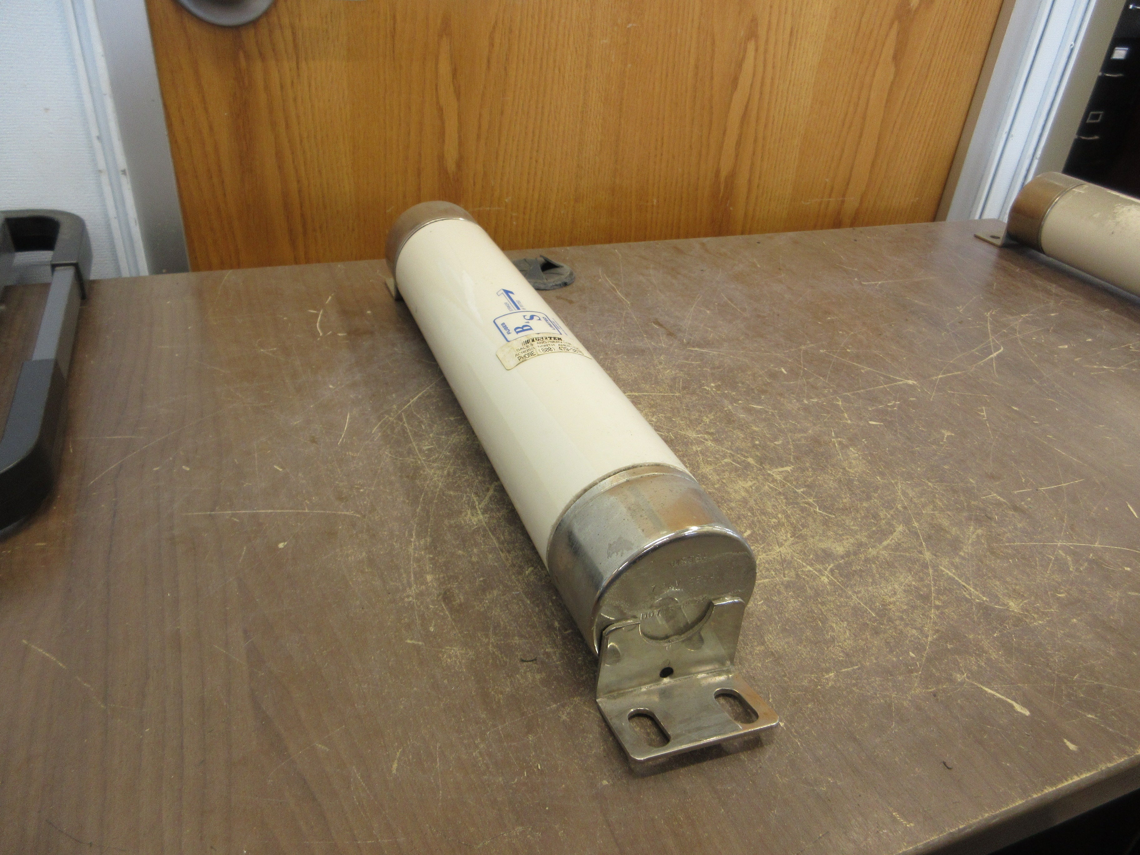 B&S Fuse D0776-12 94 250A 7.2kV Used