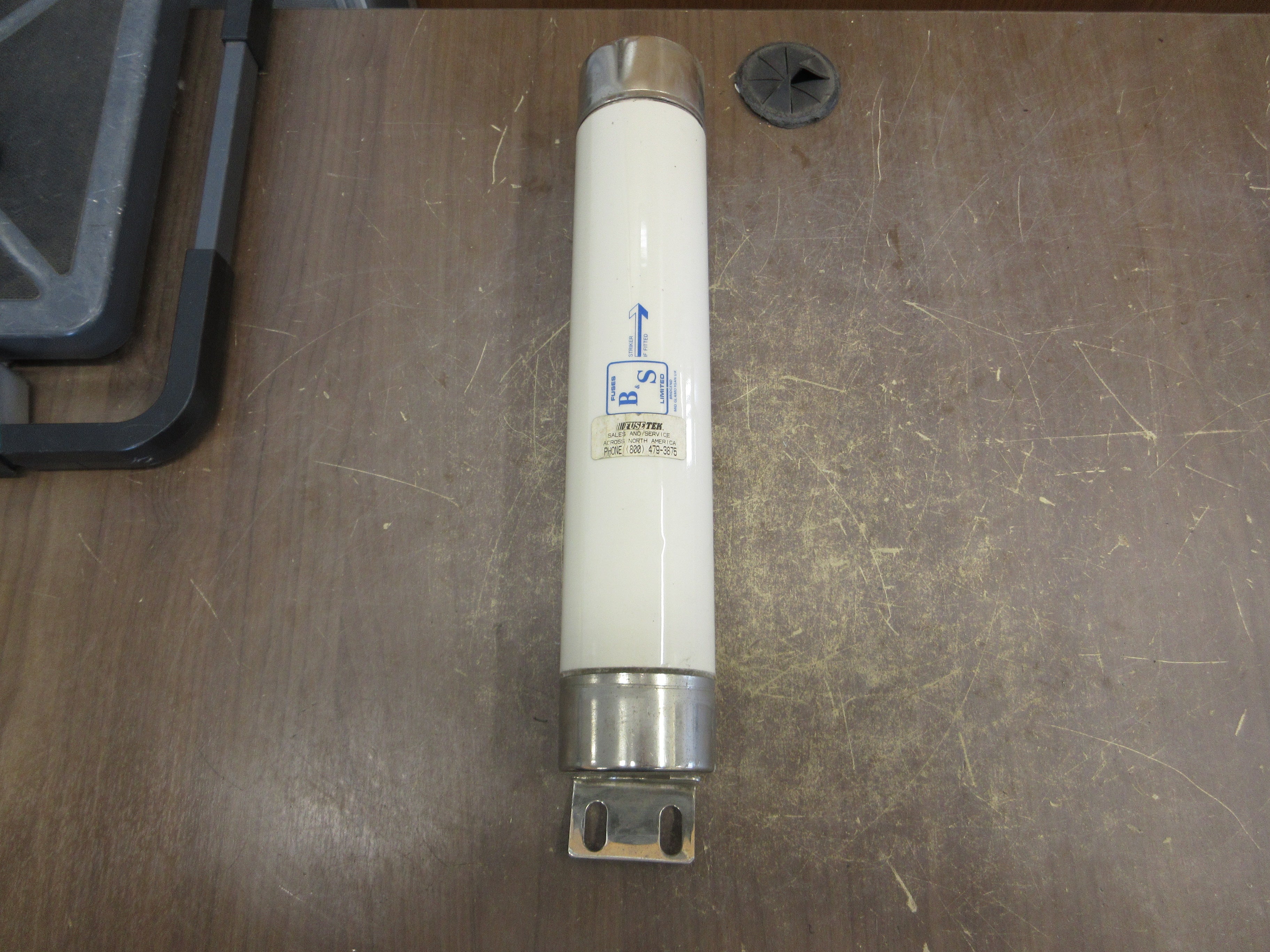 B&S Fuse D0776-12 94 250A 7.2kV Used