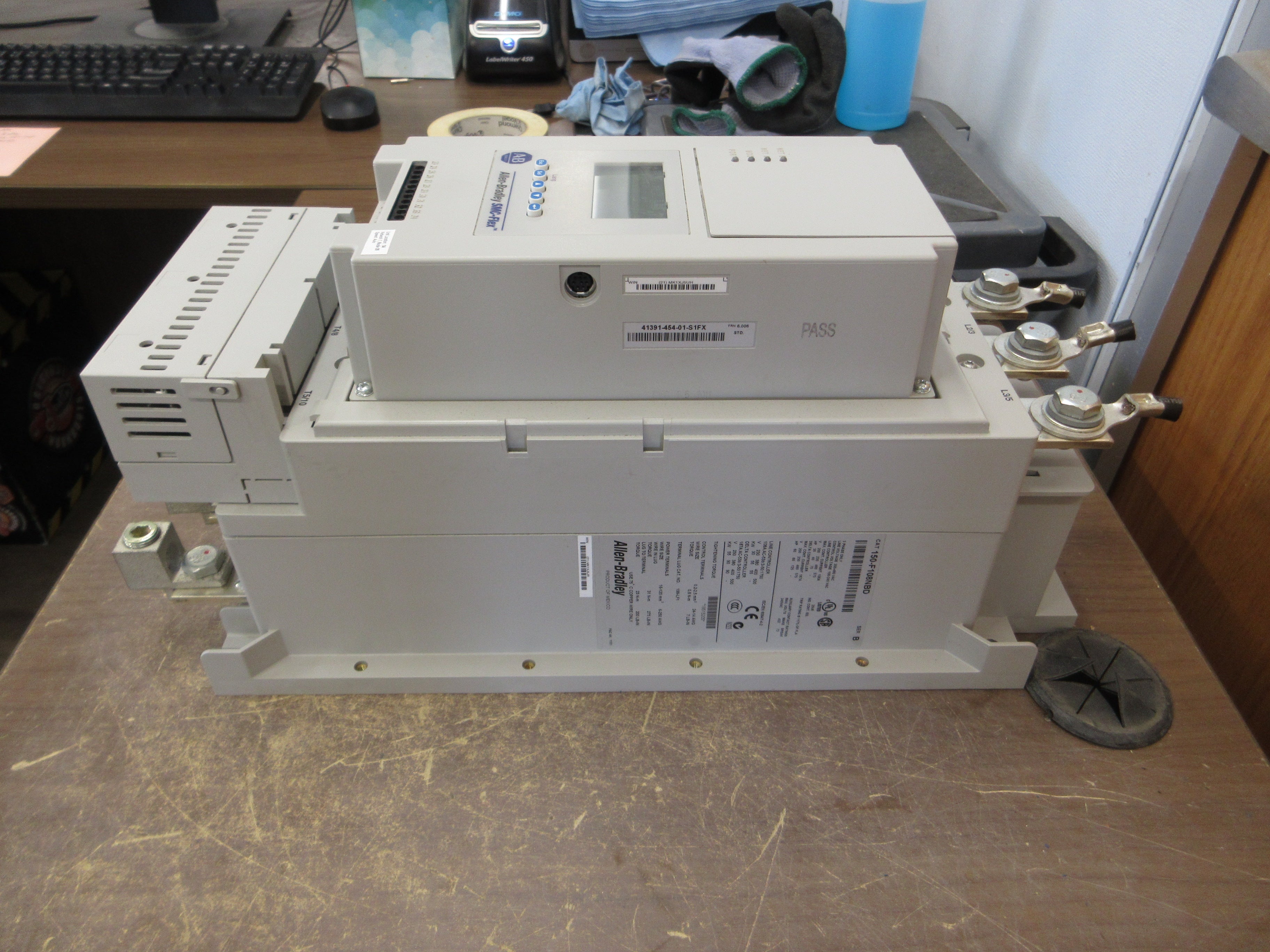 Allen-Bradley SMC-Flex Soft Start 150-F108NBD Ser. B 75HP 200-480V 3Ph Used