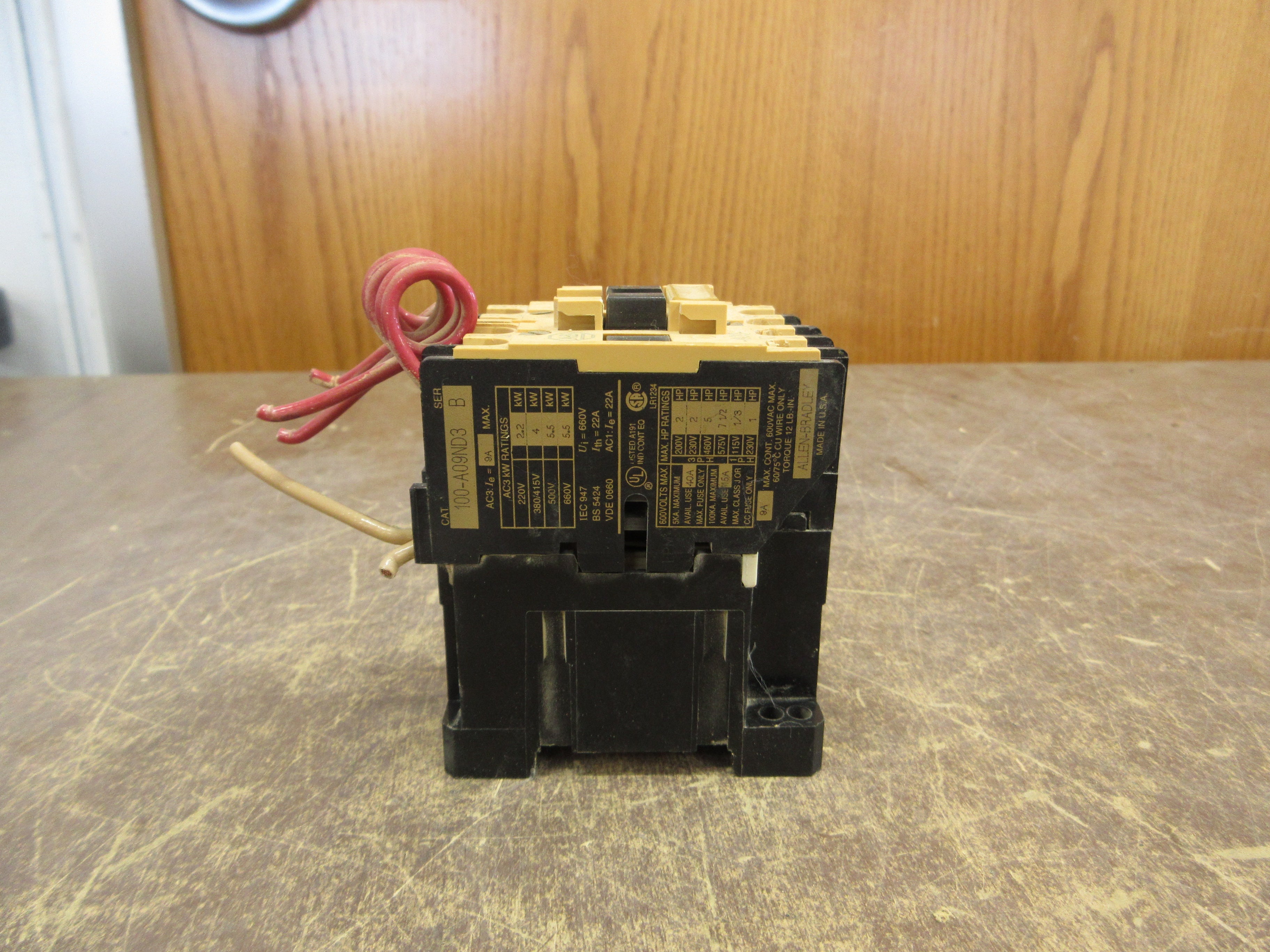 Allen-Bradley Contactor 100-A09ND3 Ser. B 120V Coil 9A 600V *Lot of 2* Used