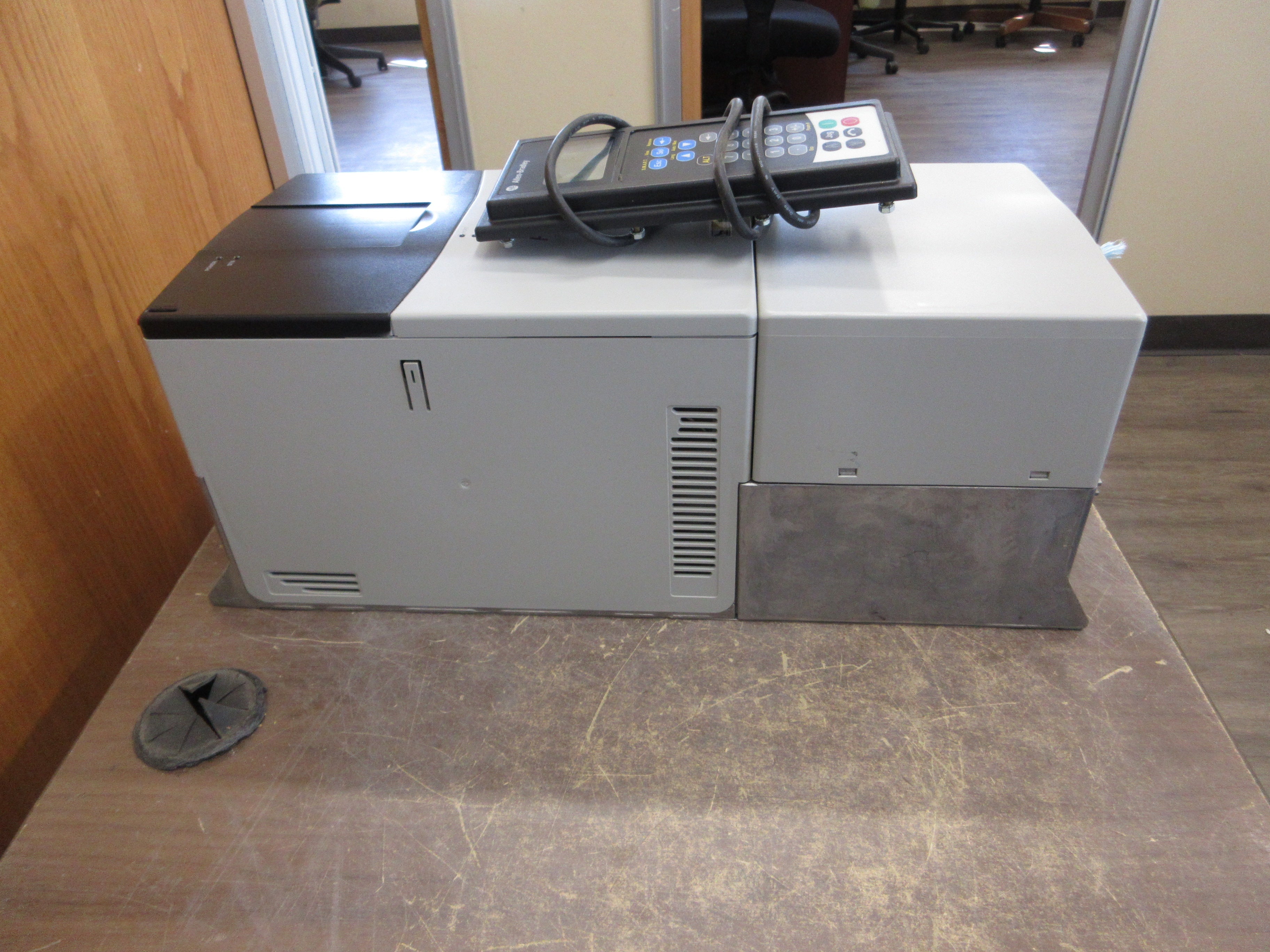 Allen-Bradley PowerFlex 700 AC Drive 20BD052A0AYNANC0 Ser. B 40HP 3Ph Used