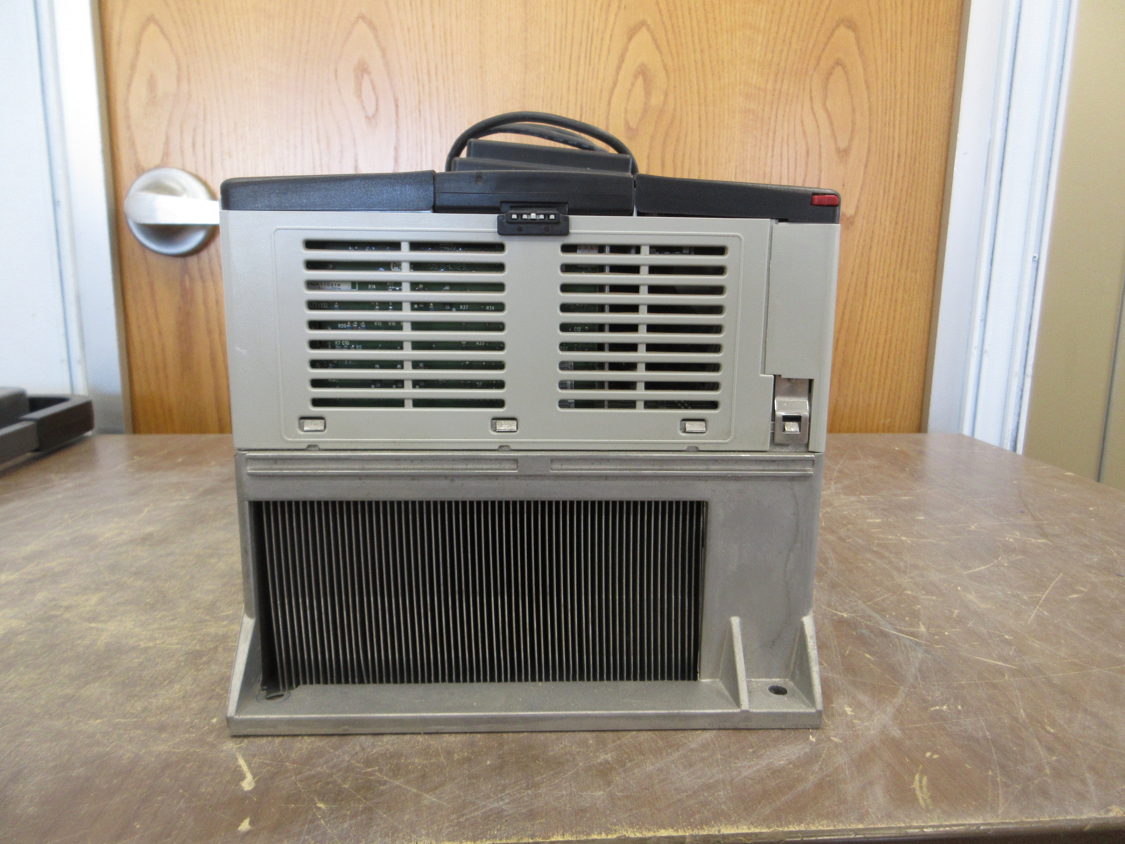 Allen-Bradley PowerFlex 700 AC Drive 20BD052A0AYNANC0 Ser. B 40HP 3Ph Used