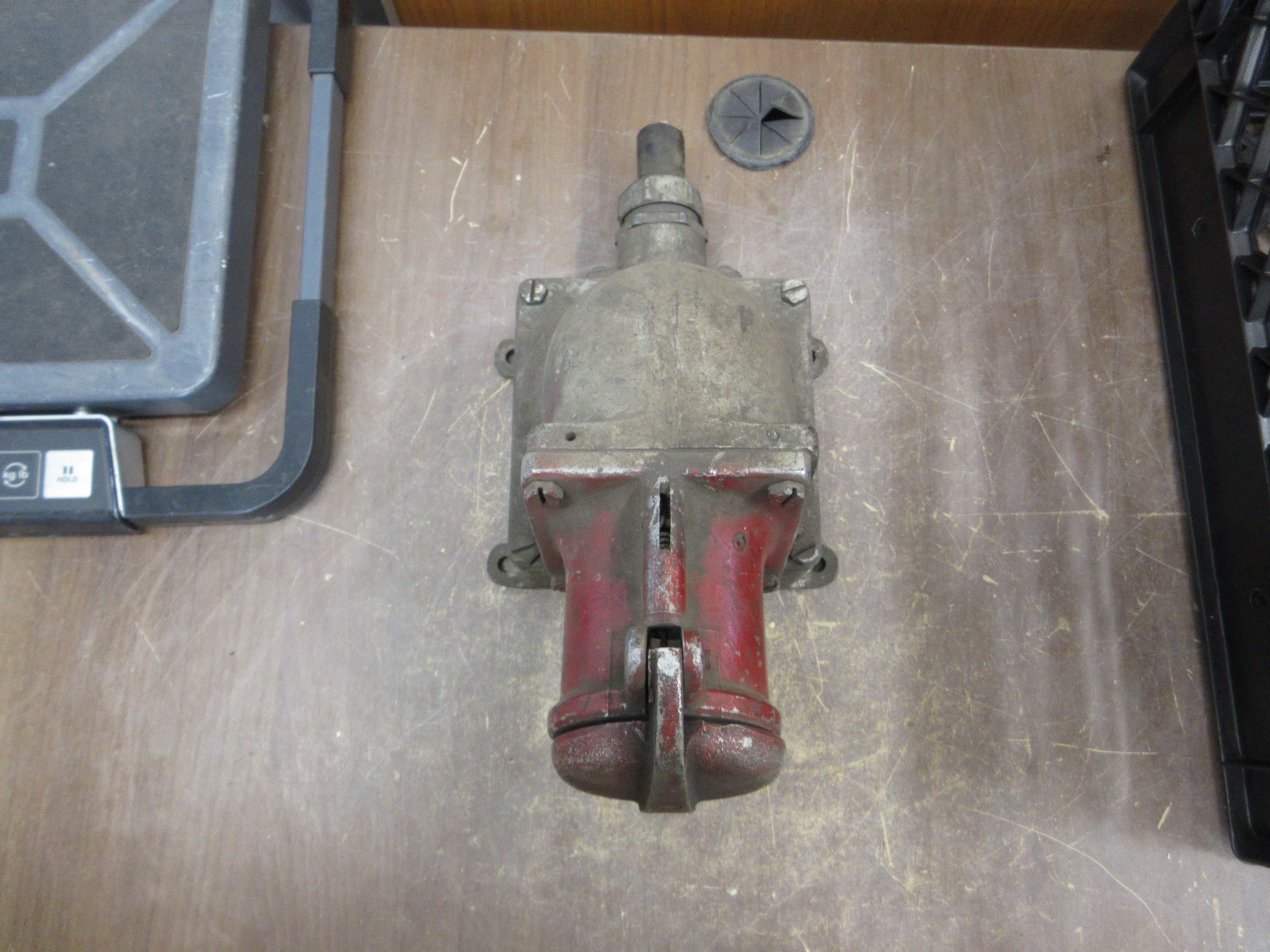 Appleton Receptacle w/ Base AE-631 60A 3W 3P Used