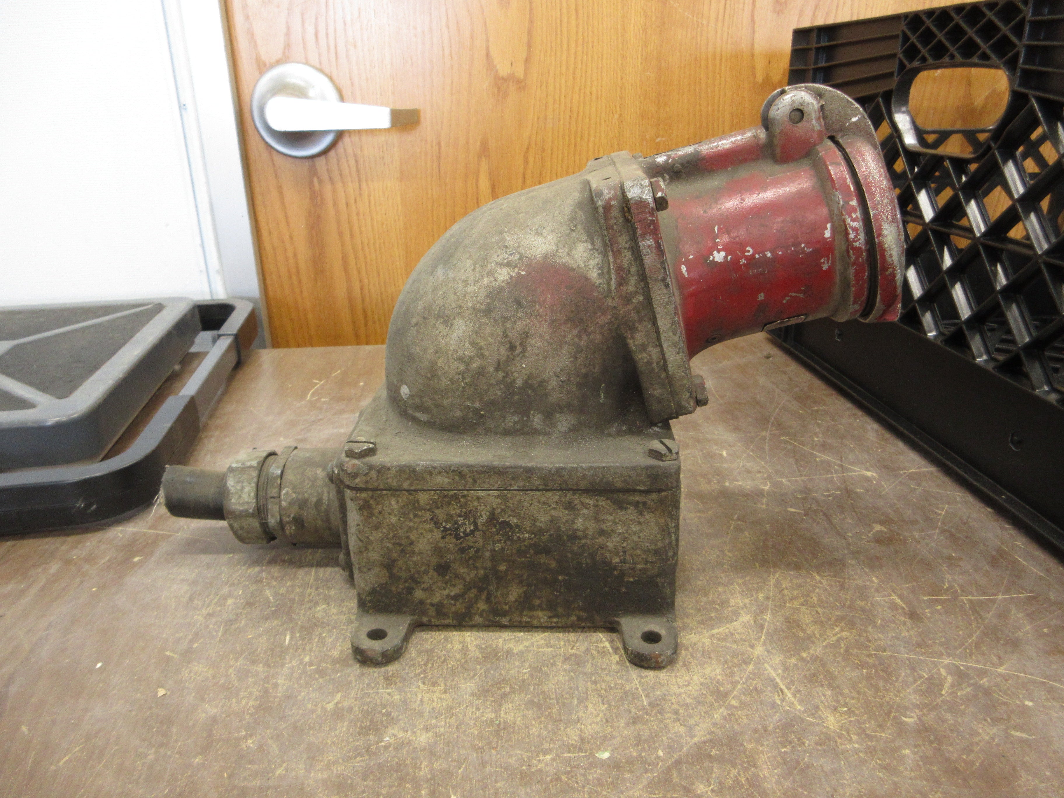 Appleton Receptacle w/ Base AE-631 60A 3W 3P Used