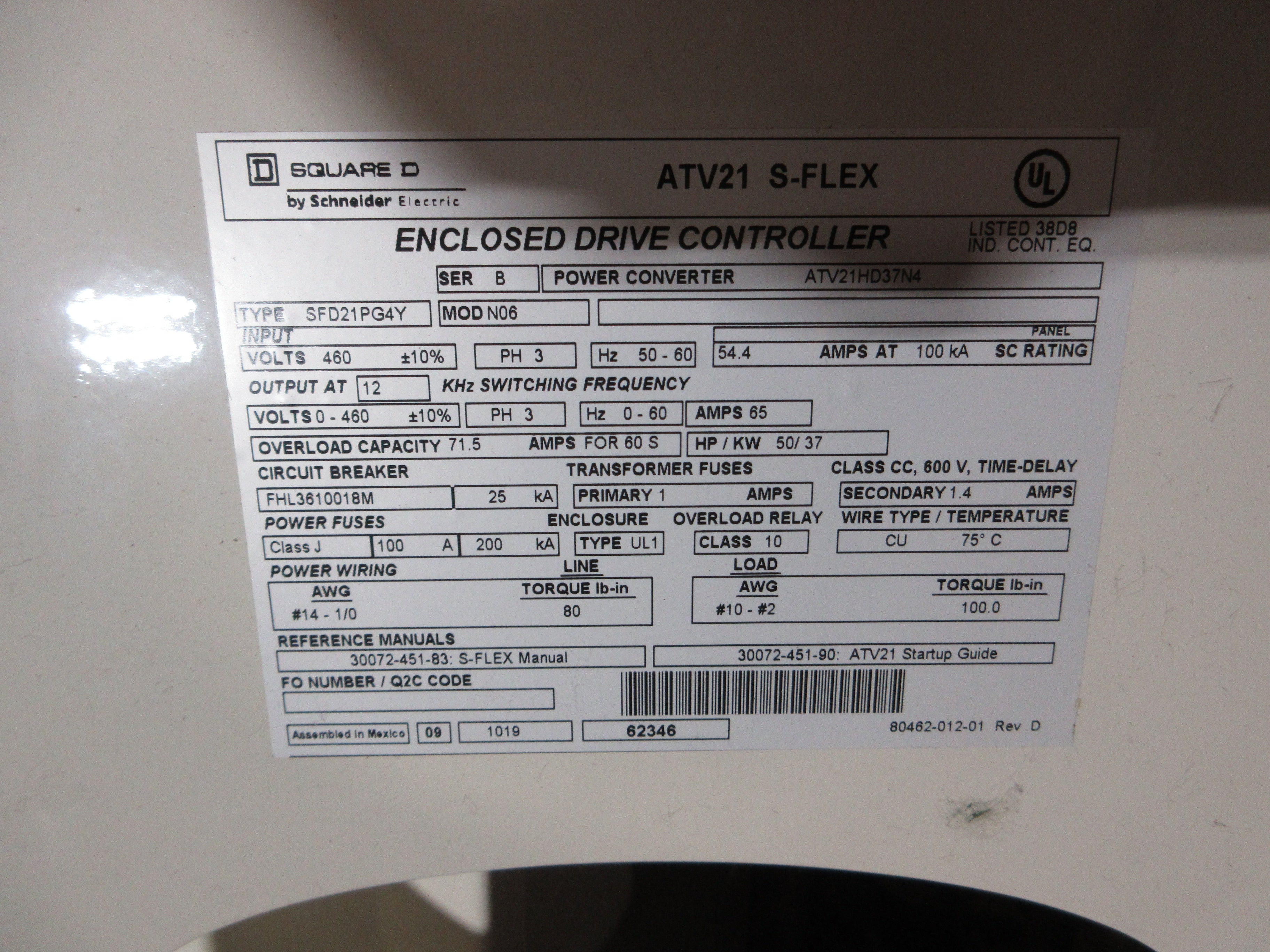 Square D ATV21 S-Flex AC Drive w/ Bypass ATV21HD37N4 Type: SFD21PG4Y 50HP Used