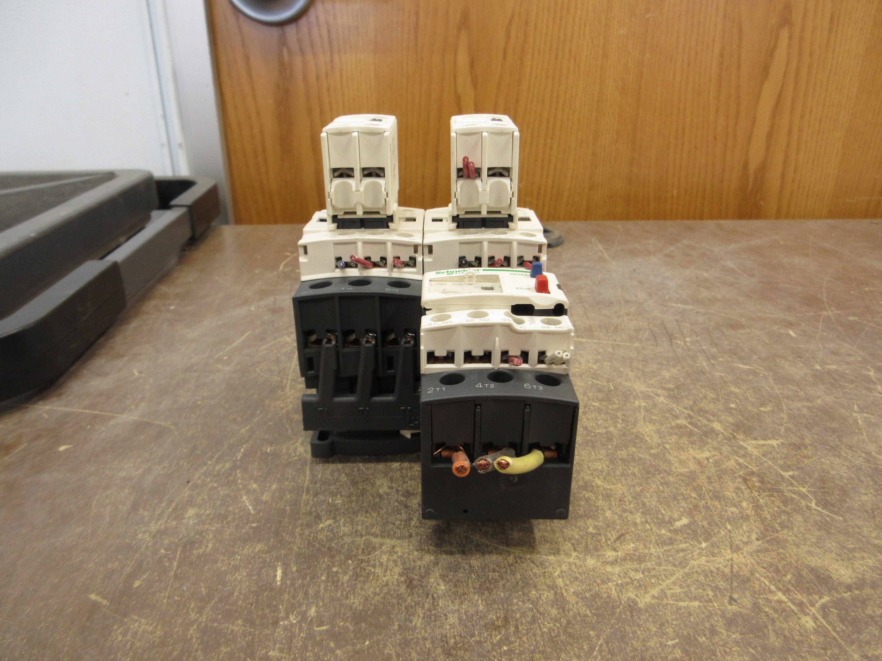 Schneider Electric Reversing Starter LC1 D25 / LRD 08 120V Coil Trip: 2.5-4A