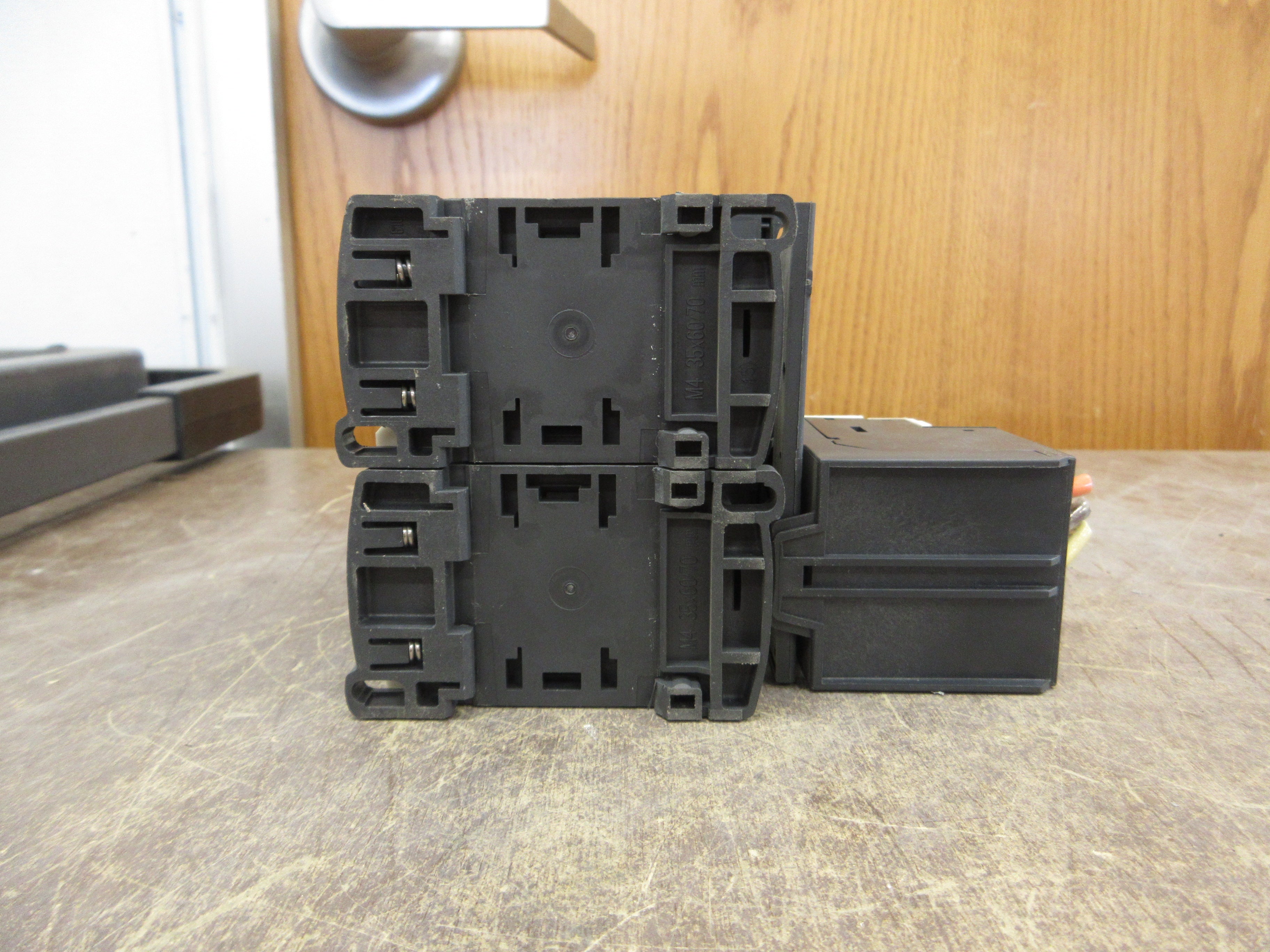 Schneider Electric Reversing Starter LC1 D25 / LRD 08 120V Coil Trip: 2.5-4A