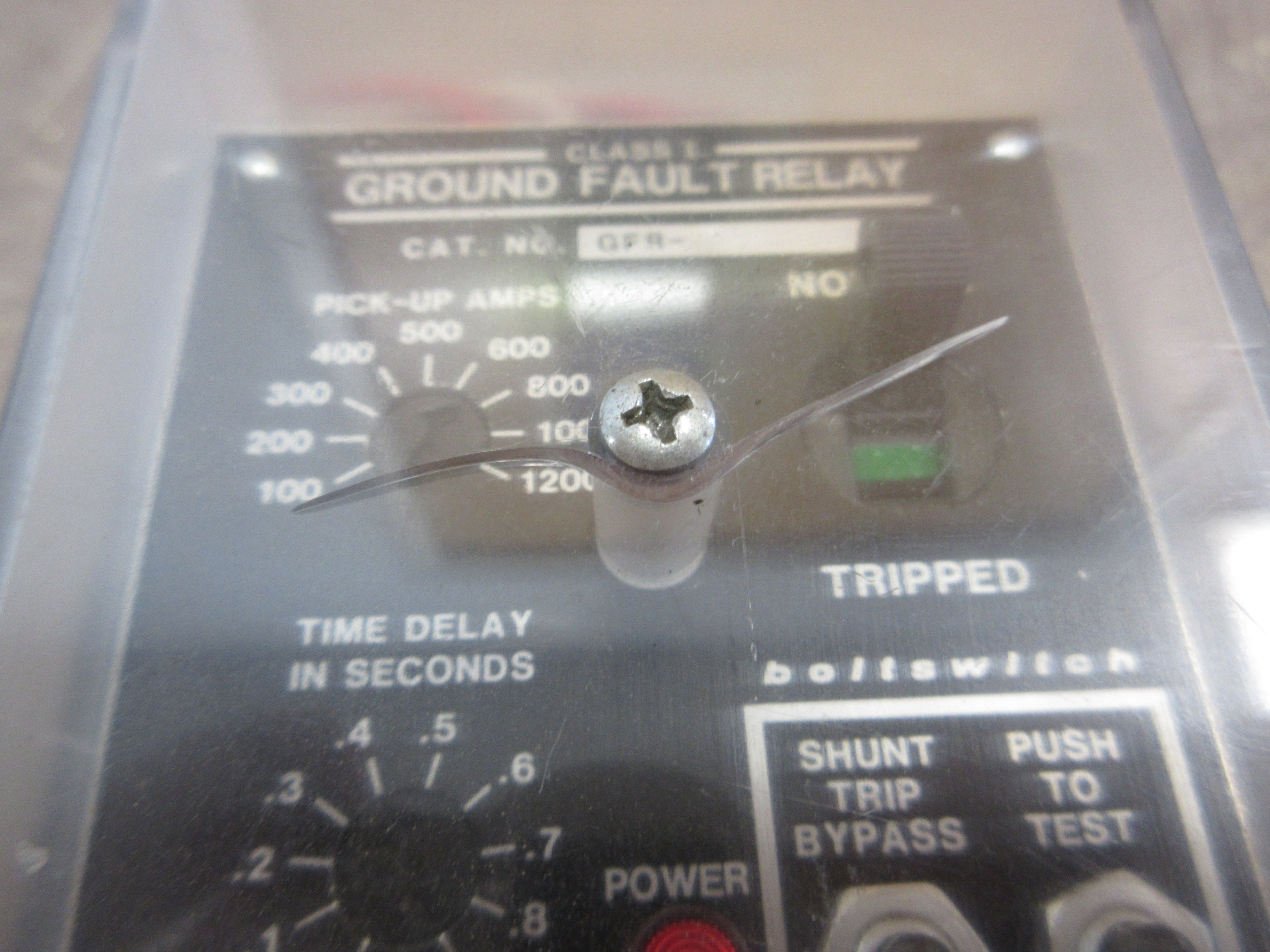Boltswitch Ground Fault Relay GFR-1 Pick-Up: 100-1200A *Cracked Cover* Used