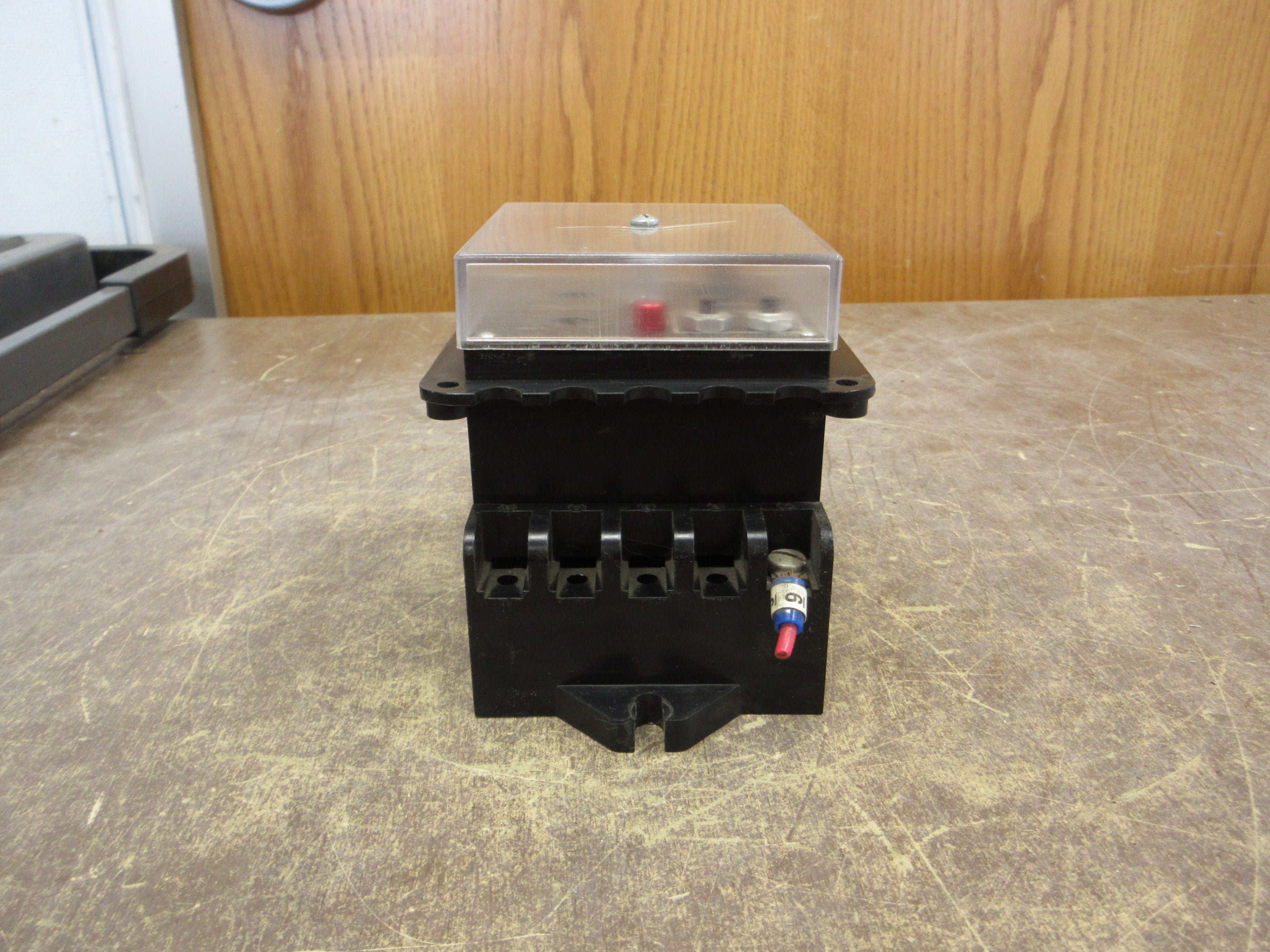 Boltswitch Ground Fault Relay GFR-1 Pick-Up: 100-1200A *Cracked Cover* Used