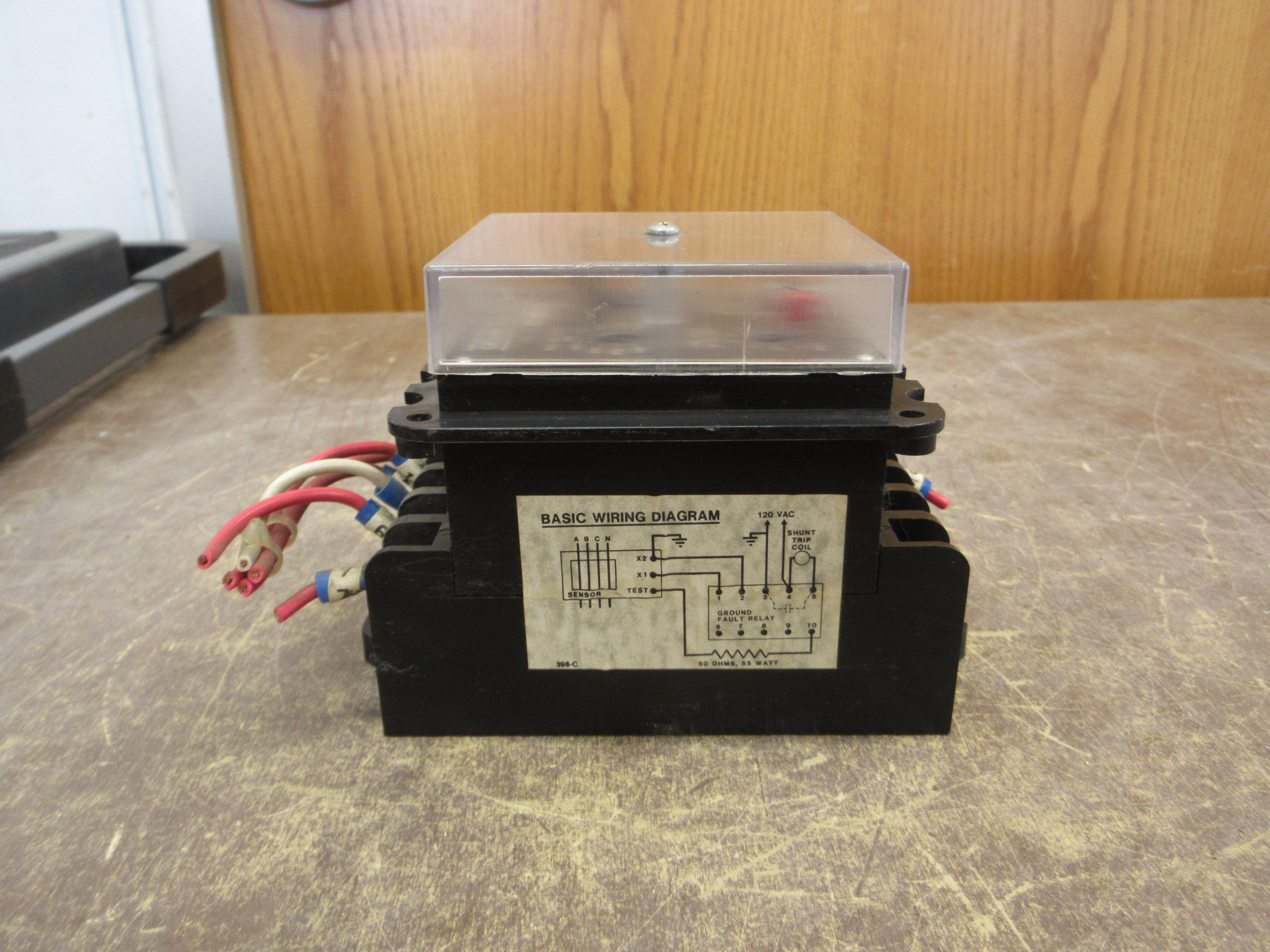 Boltswitch Ground Fault Relay GFR-1 Pick-Up: 100-1200A *Cracked Cover* Used