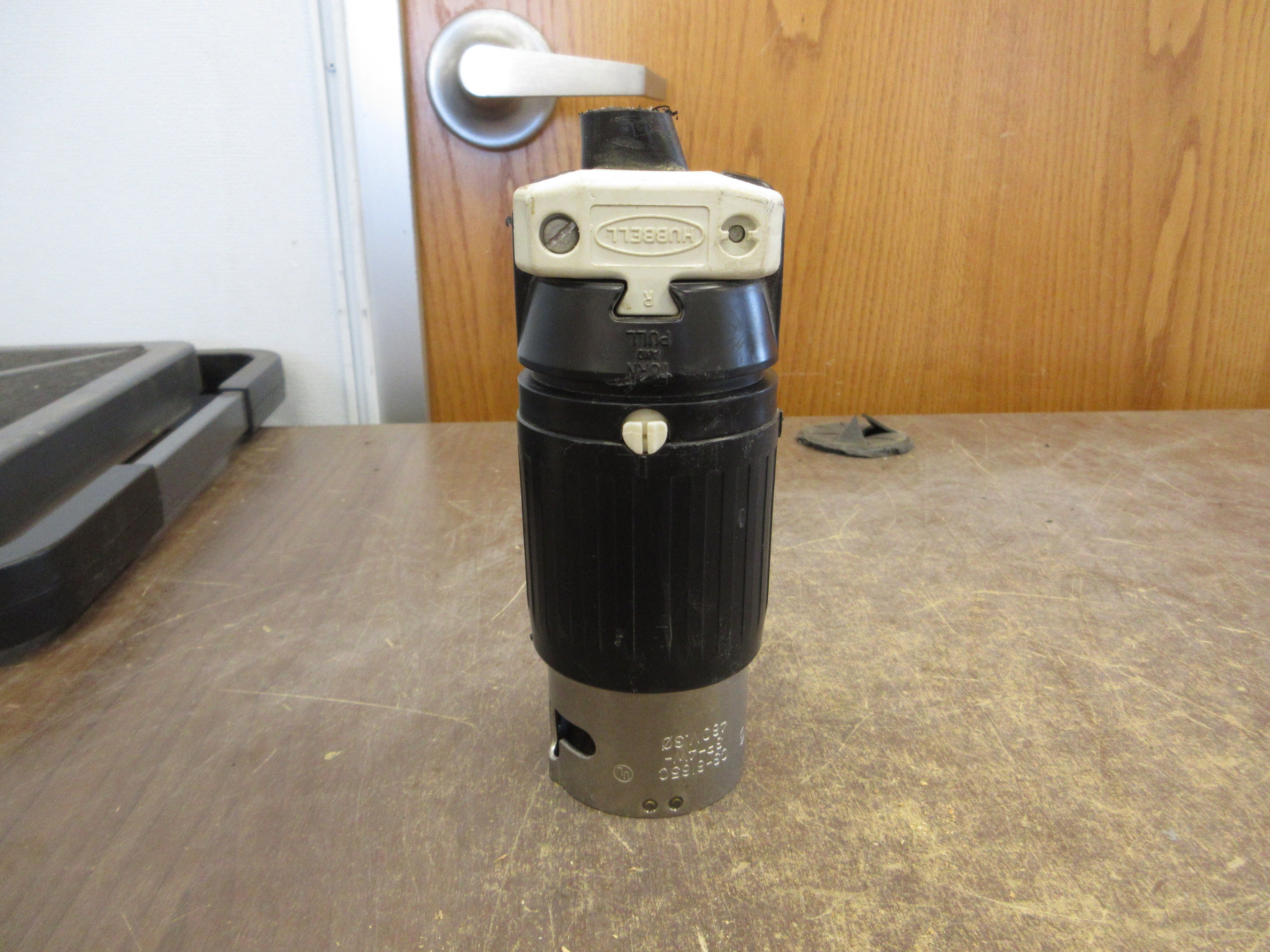 Hubbell Twist-Lock Plug CS-8165C 50A 480V 3P 4W 3Ph Used