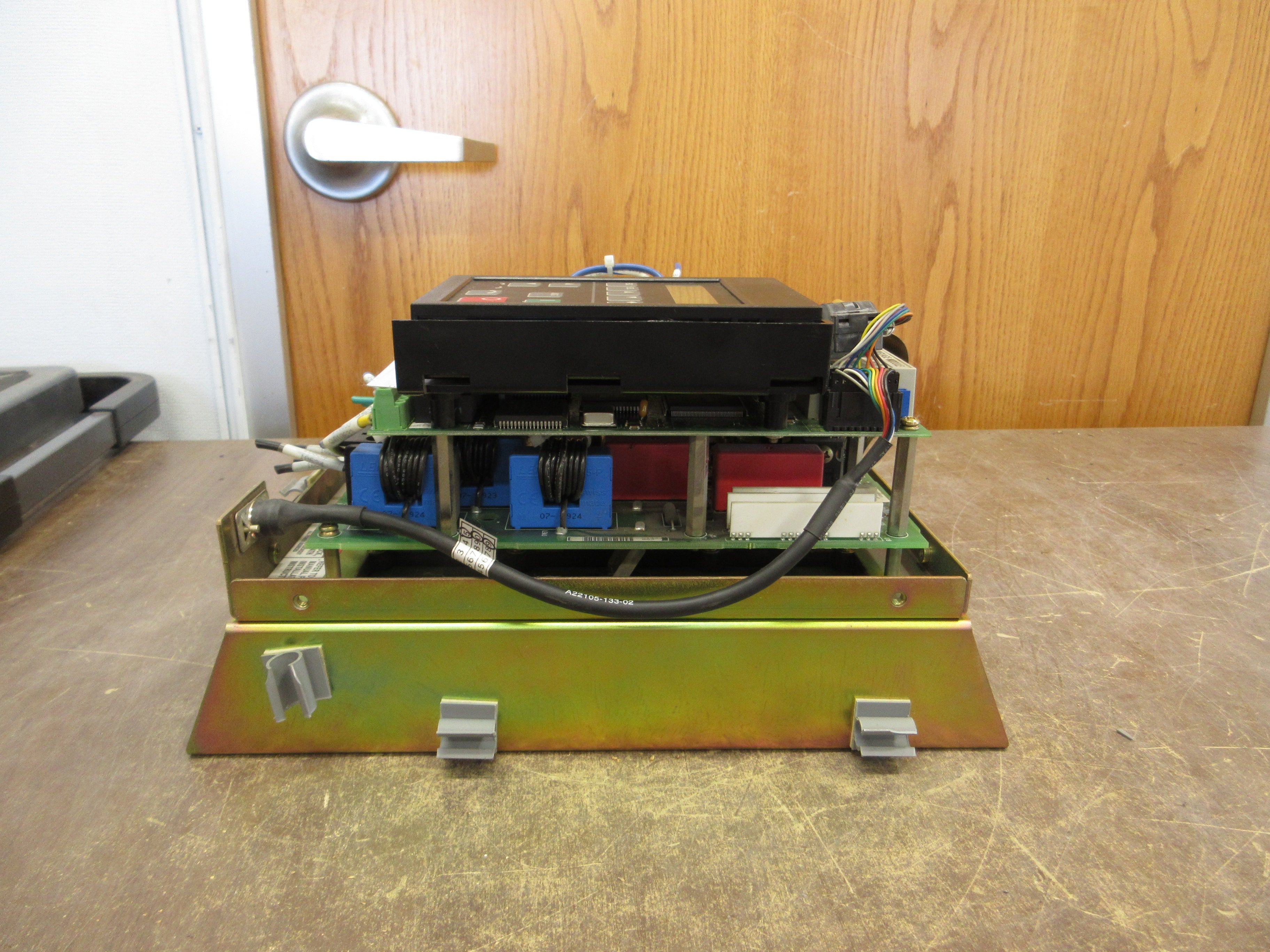 Allen-Bradley AC Drive 1336E-BRF10-AN-EN-L8E Ser. D 1HP w/ Keypad *Open Chassis*