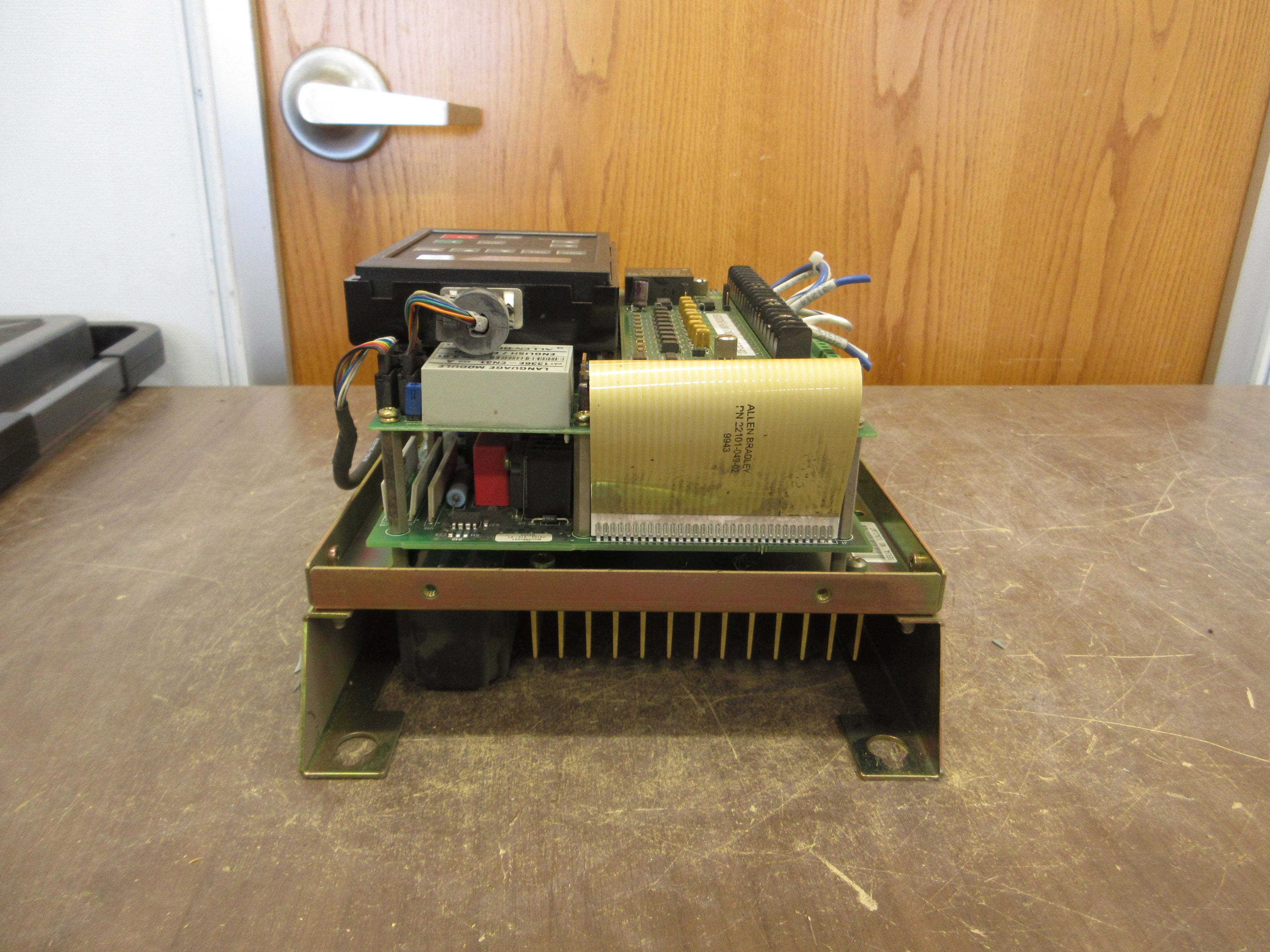Allen-Bradley AC Drive 1336E-BRF10-AN-EN-L8E Ser. D 1HP w/ Keypad *Open Chassis*