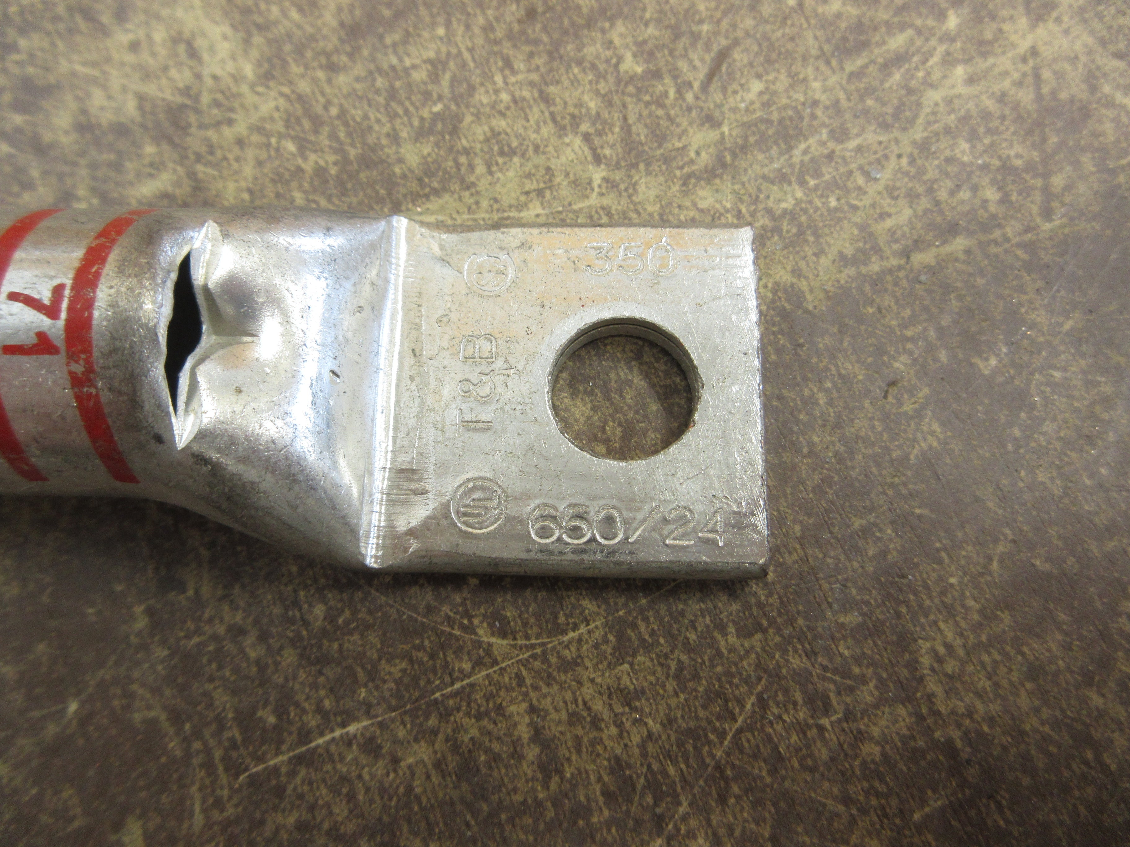 Thomas & Betts Crimp Lug 650/24 1-Hole 350 MCM *No Box* *Lot of 2* New Surplus