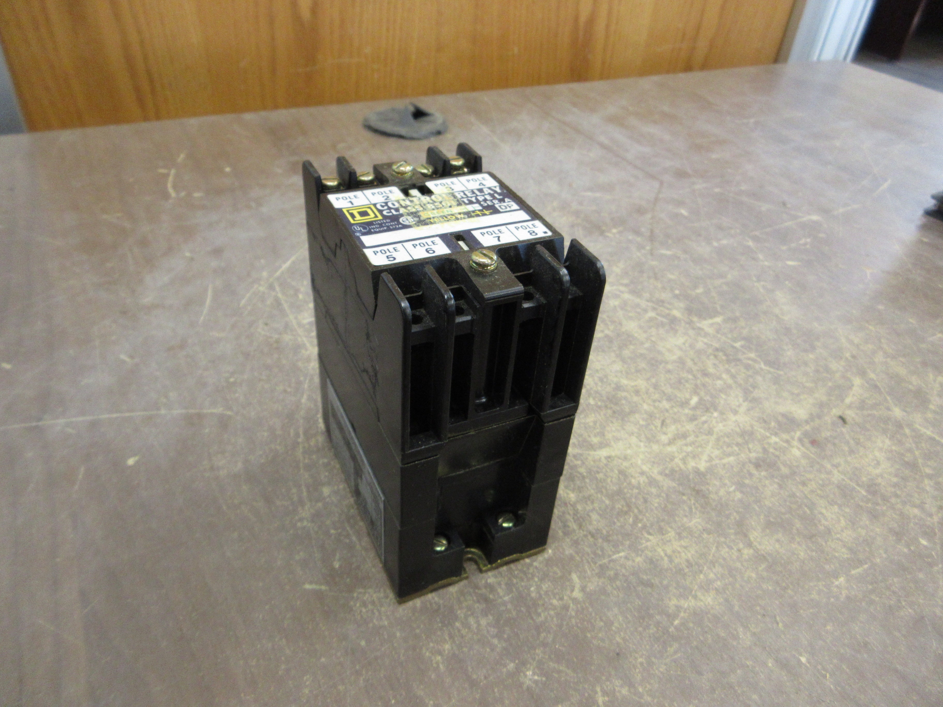 Square D Control Relay 8501 L0-40 Ser. A 120V Coil 8P 10A 600V Used