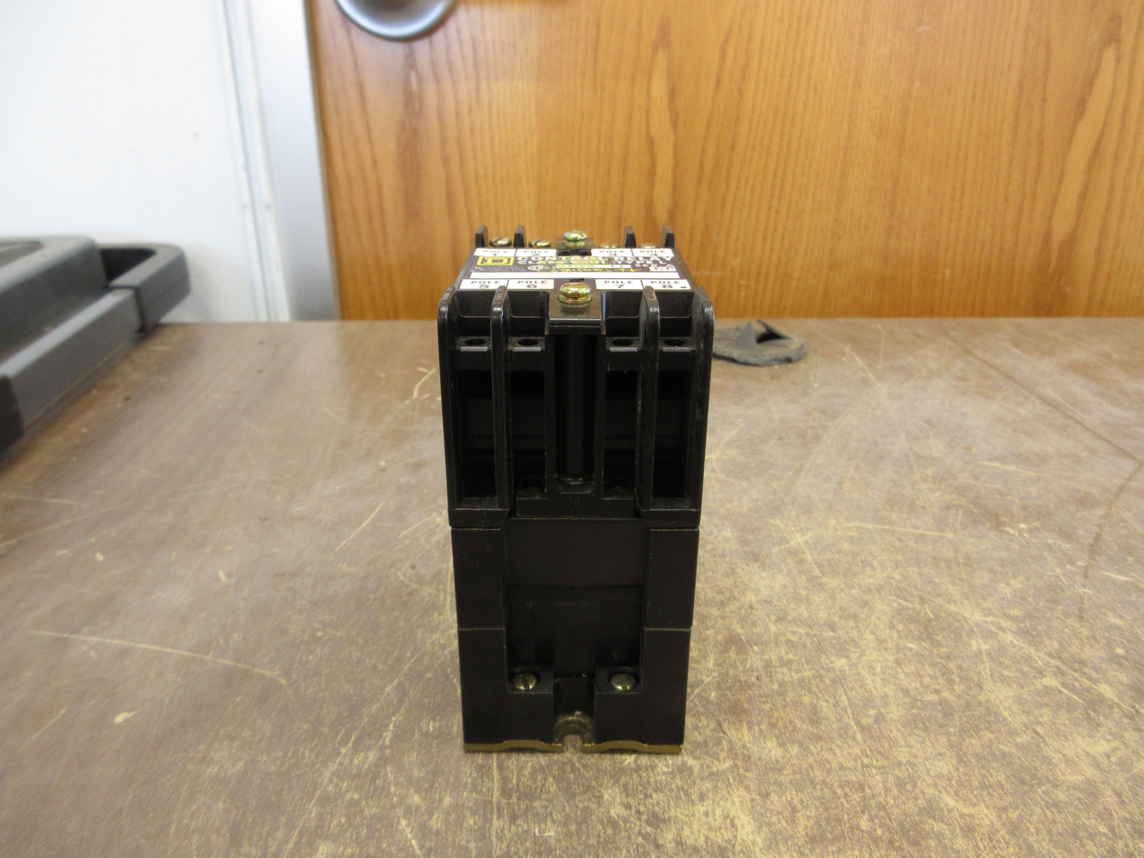 Square D Control Relay 8501 L0-40 Ser. A 120V Coil 8P 10A 600V Used