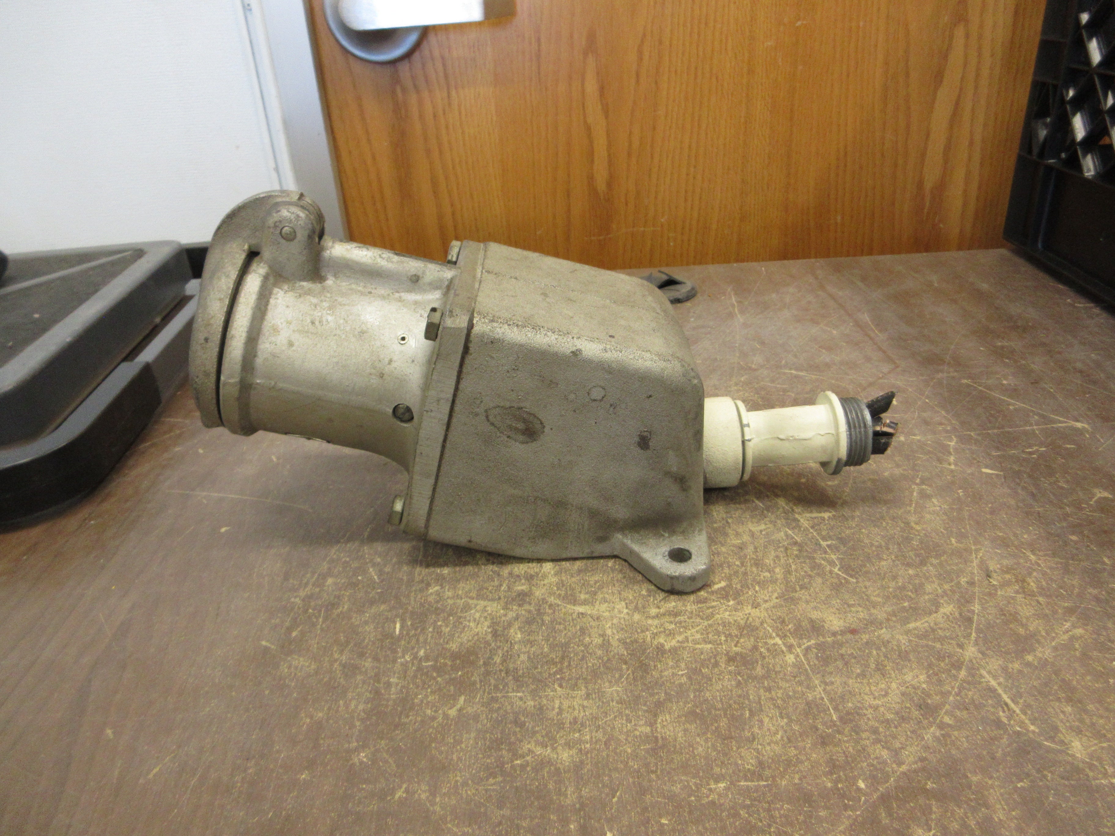 Appleton Receptacle AE-631 60A 600V 3W 3P w/ Base Used