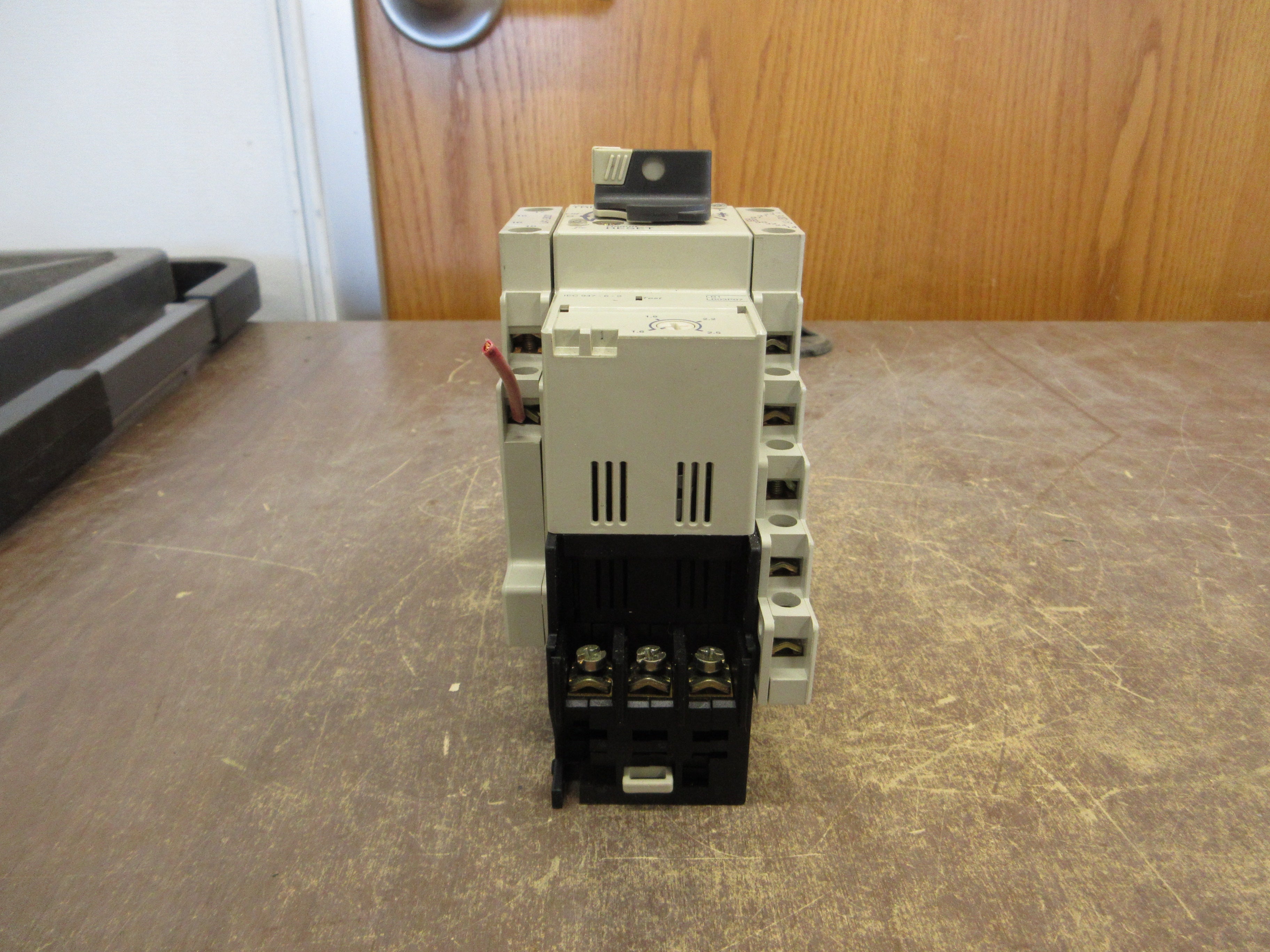 Telemecanique Integral 18 Starter LD1 LB030 115-120V Coil 18A 600V Used