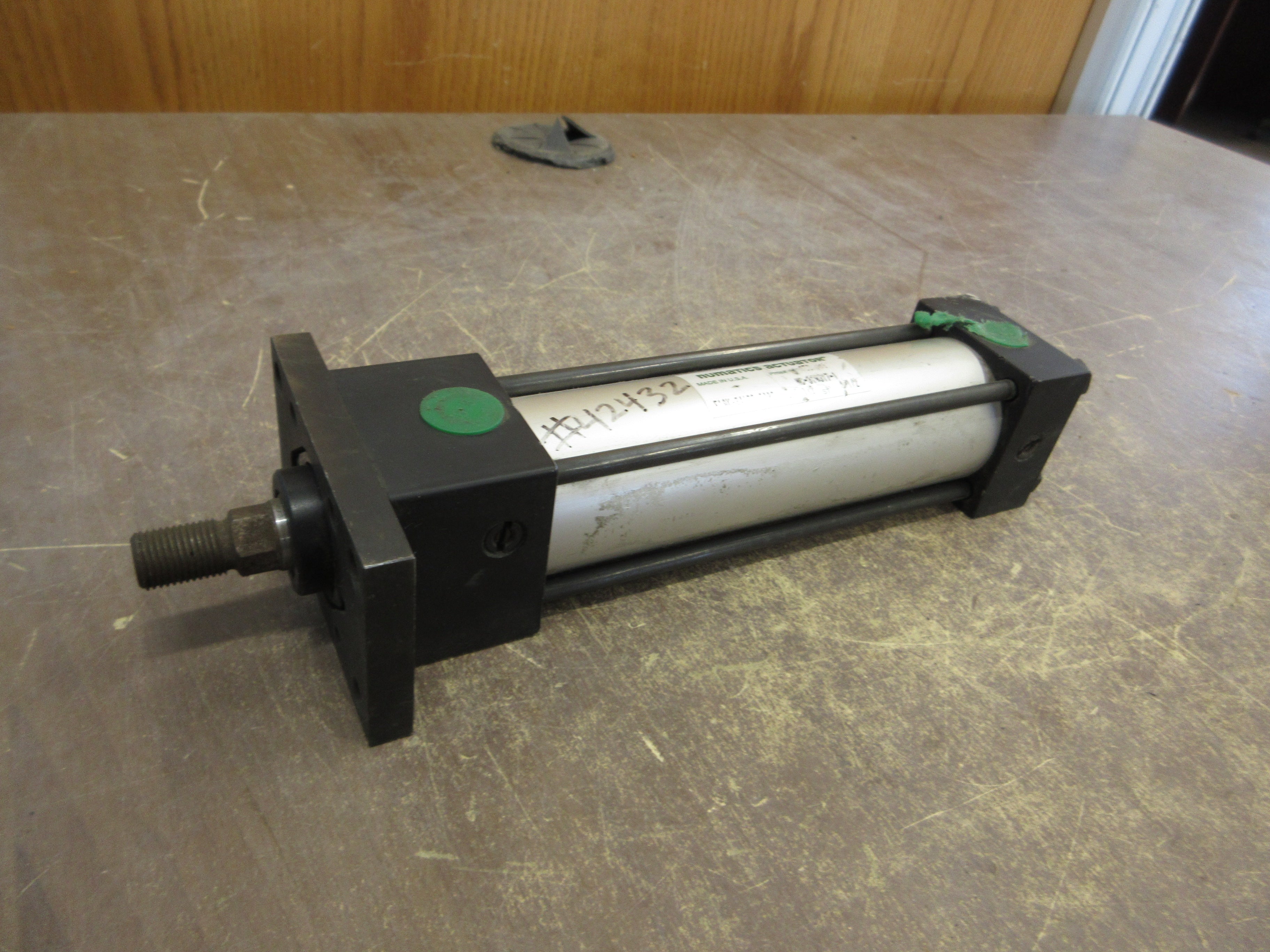 Numatics Actuator F1AK-04I2C-CAA2 250PSI Used