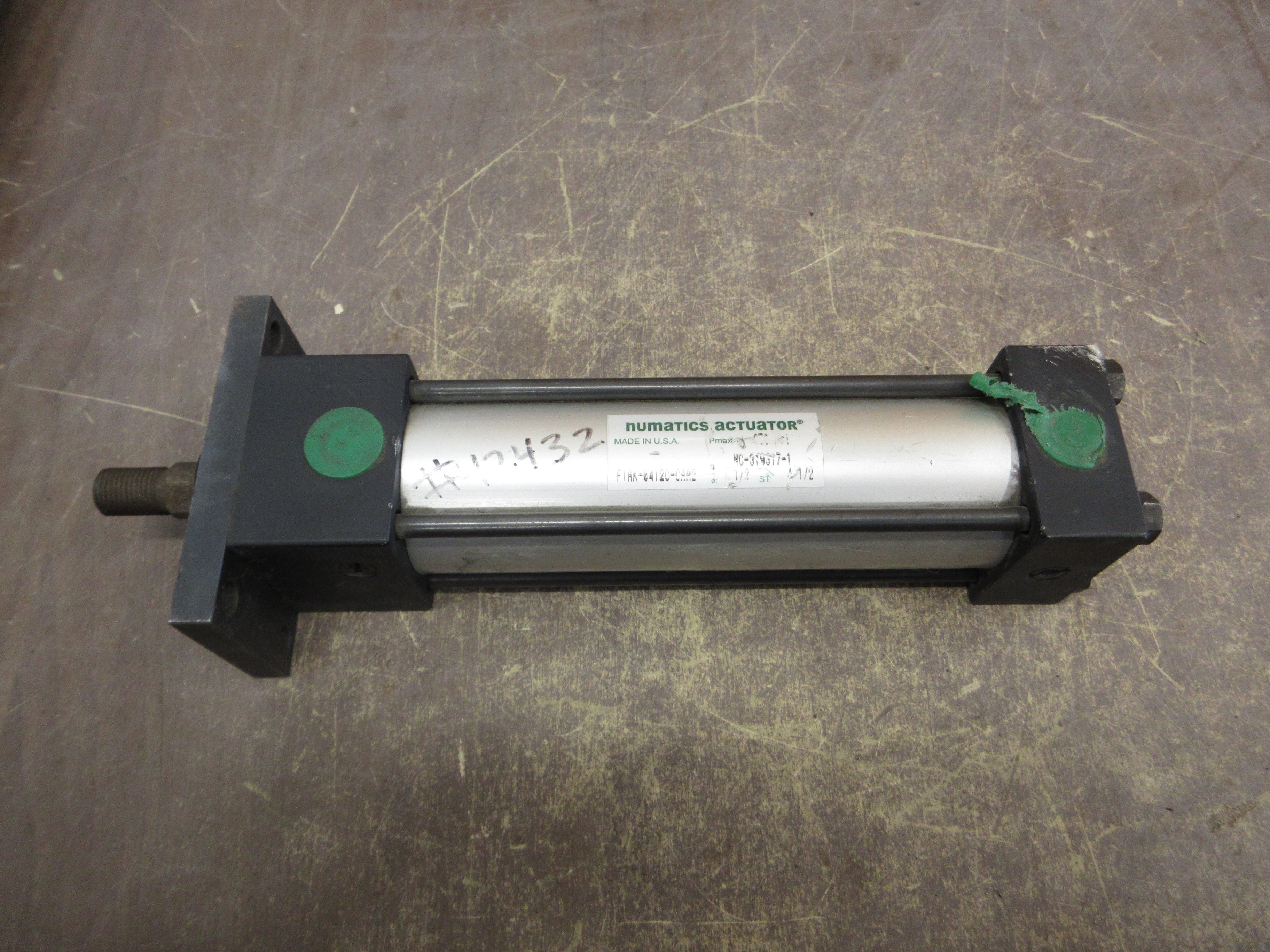 Numatics Actuator F1AK-04I2C-CAA2 250PSI Used