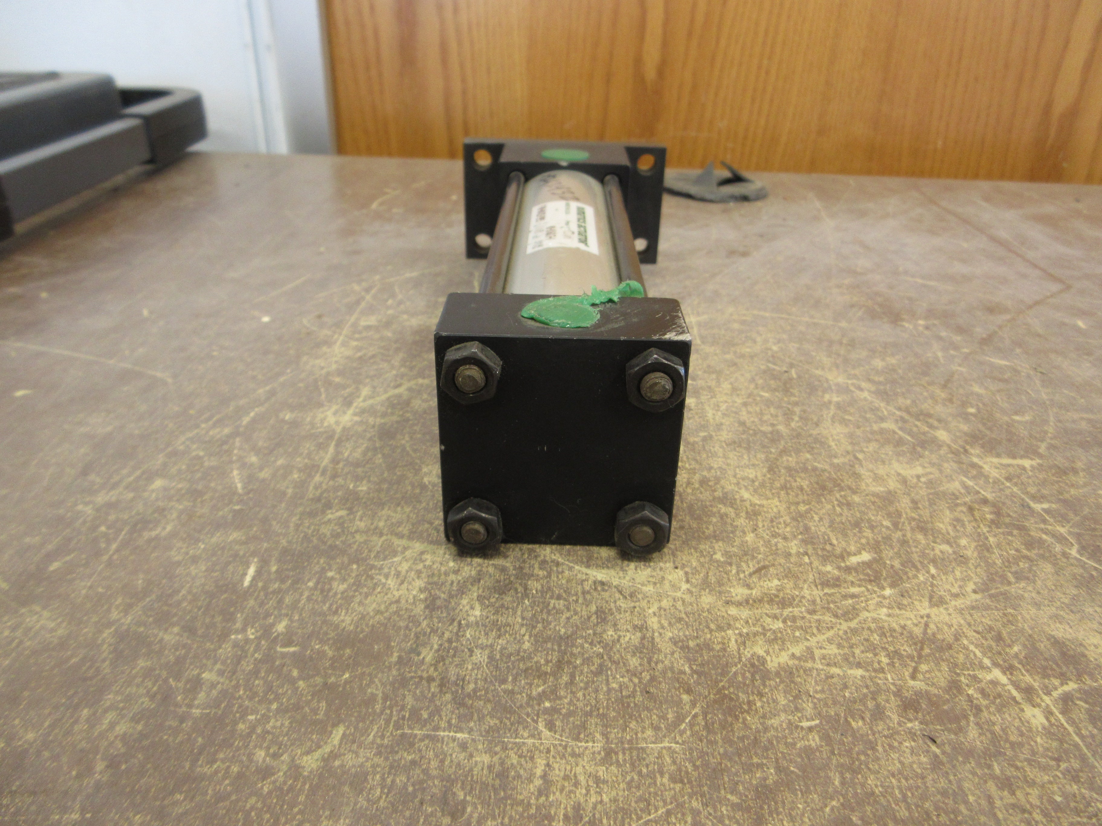Numatics Actuator F1AK-04I2C-CAA2 250PSI Used