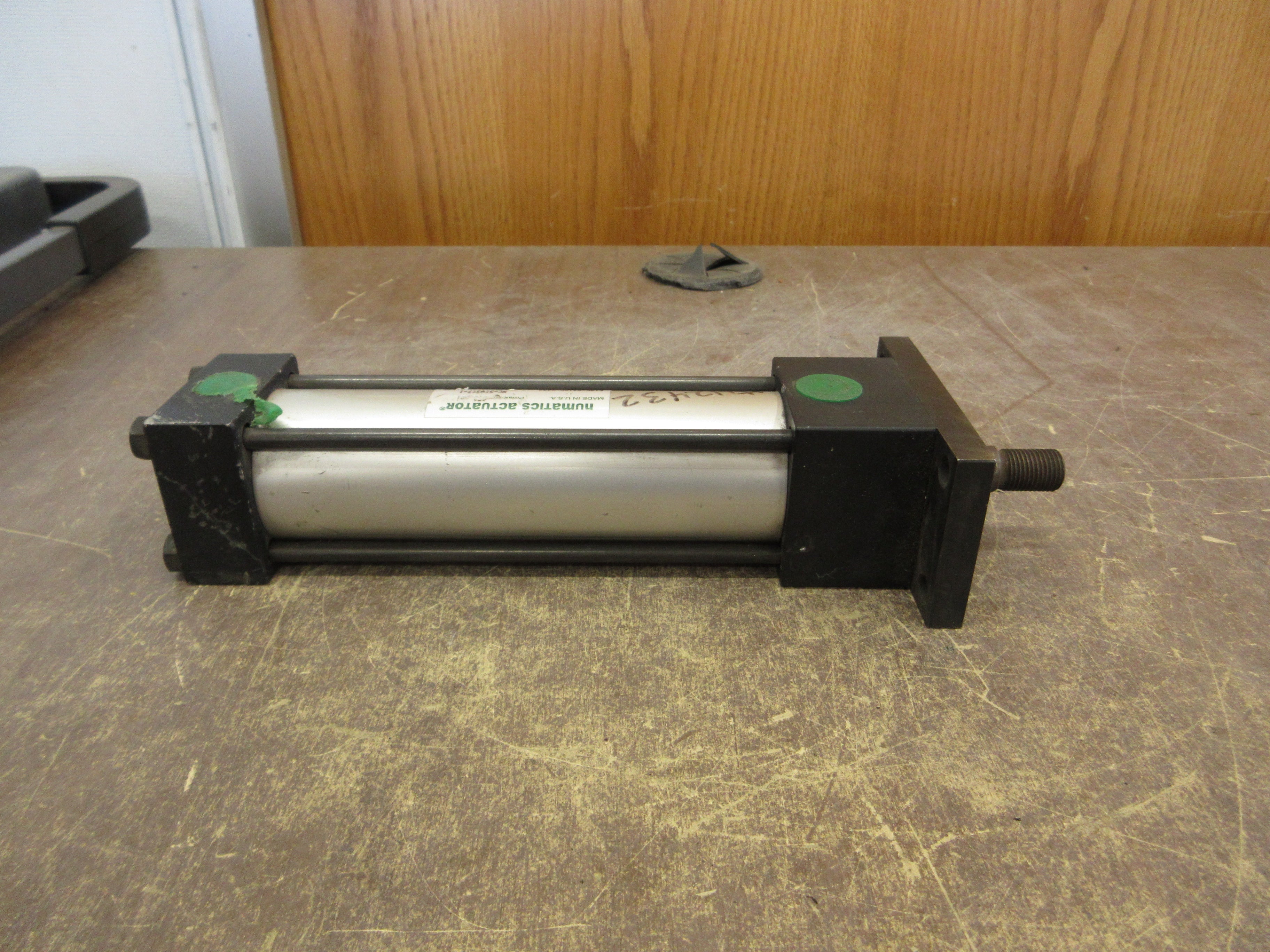Numatics Actuator F1AK-04I2C-CAA2 250PSI Used