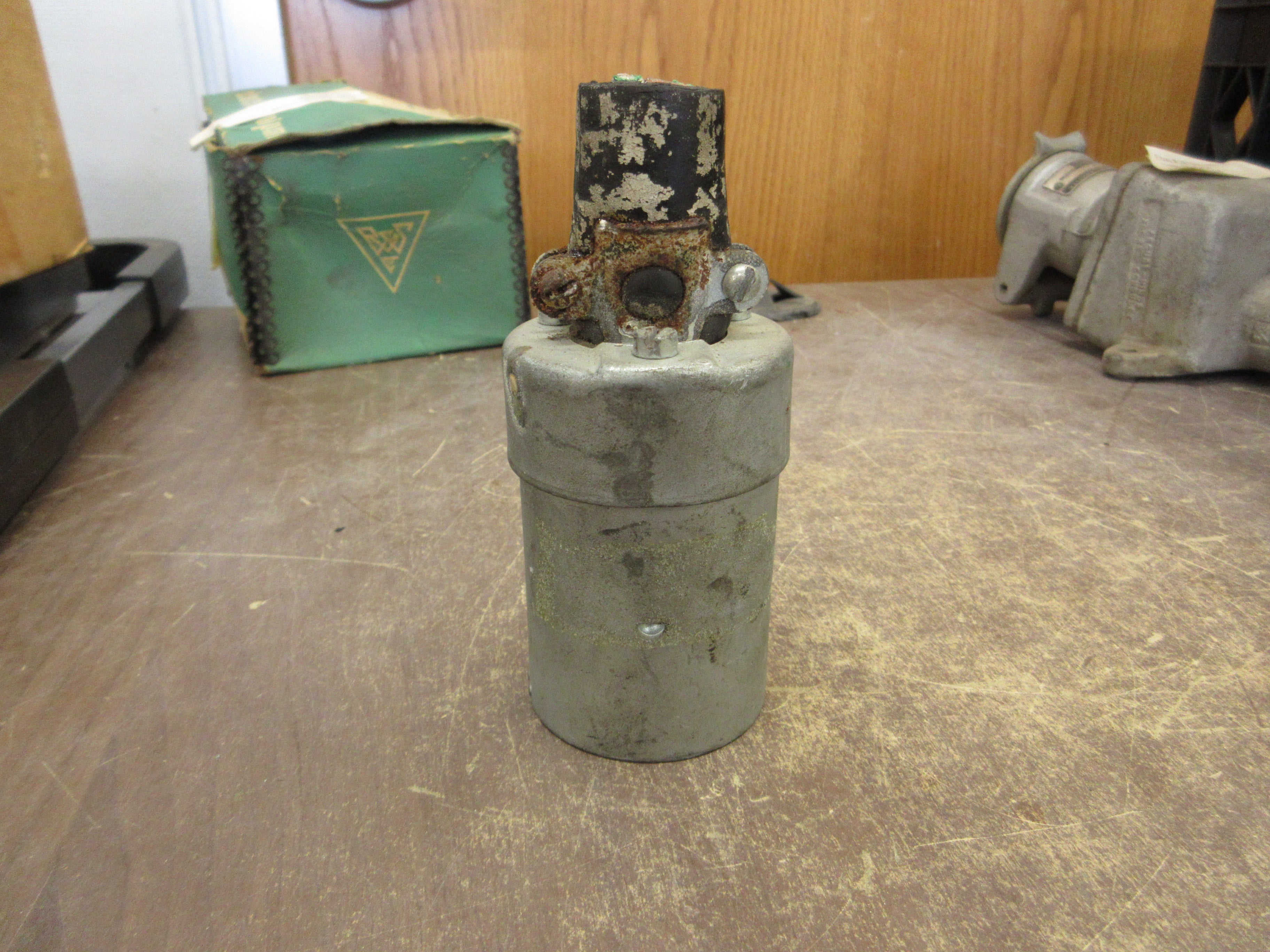 Hubbell Twist-Lock Plug 50A 600V Grounded Used