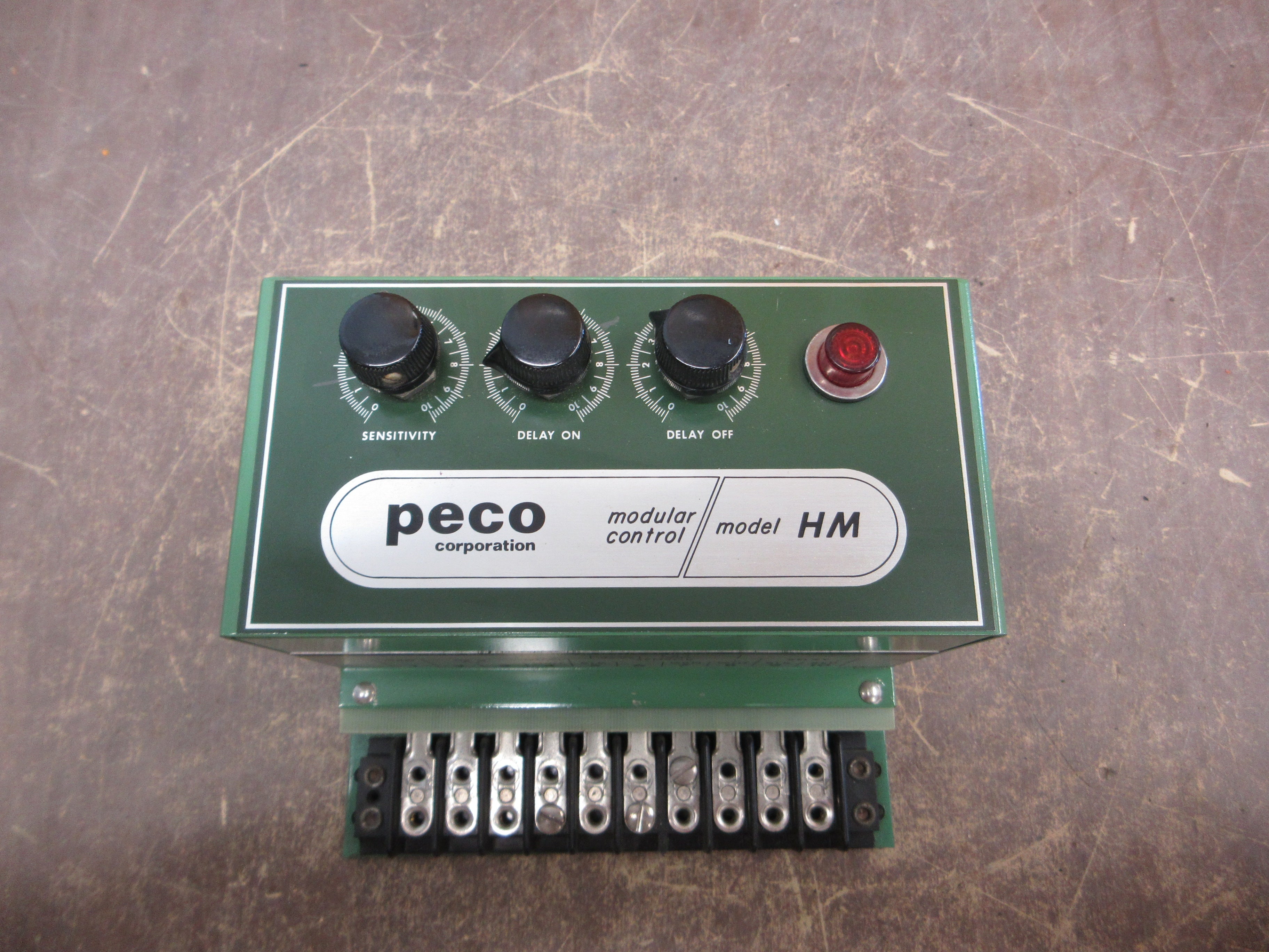 Peco HM On/Off Delay Module C3005-3130 10W 117VAC 50-60Hz Used