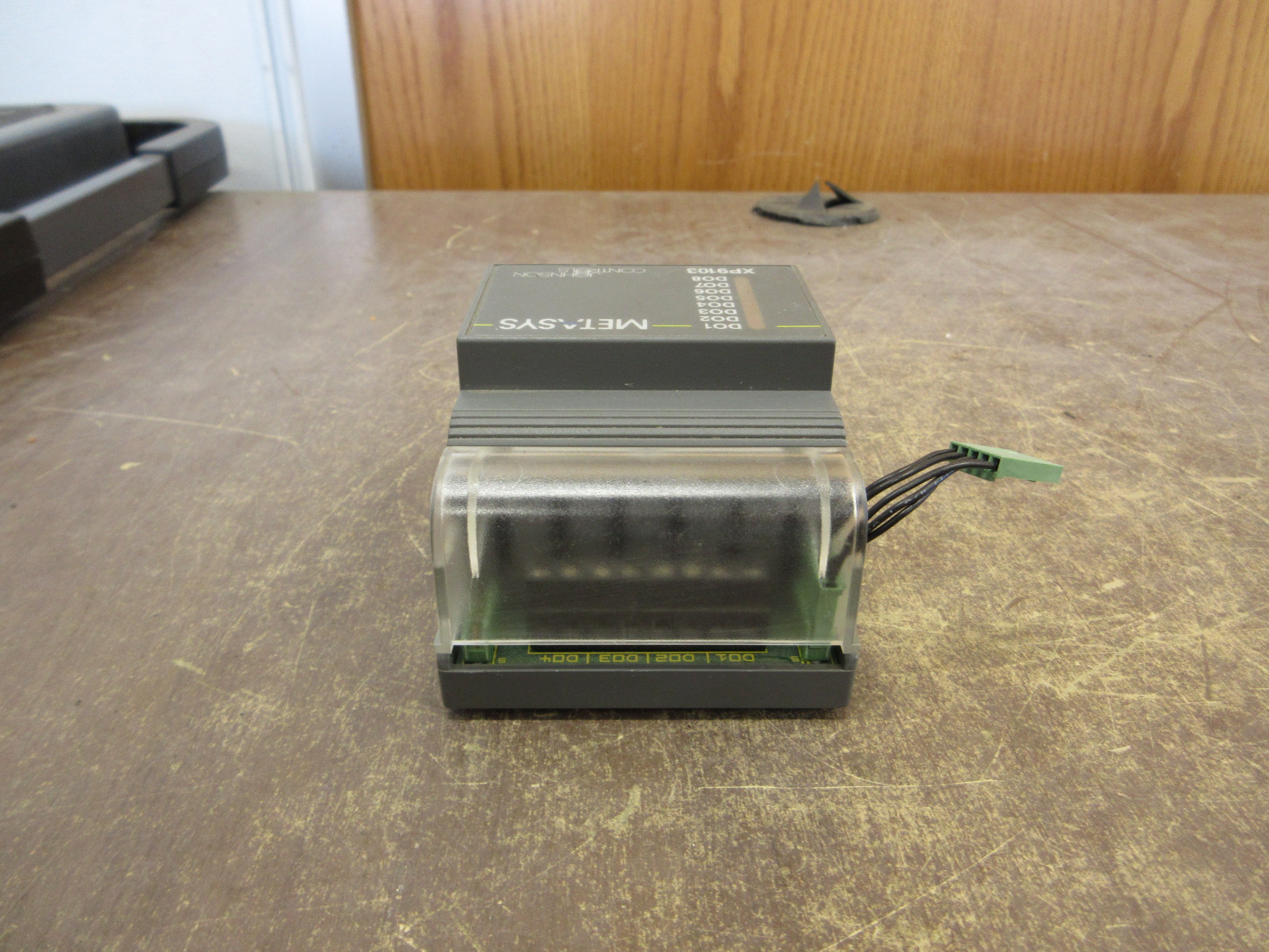 Johnson Controls Metasys XT9103 Expansion Module XP-9103-8004 Used