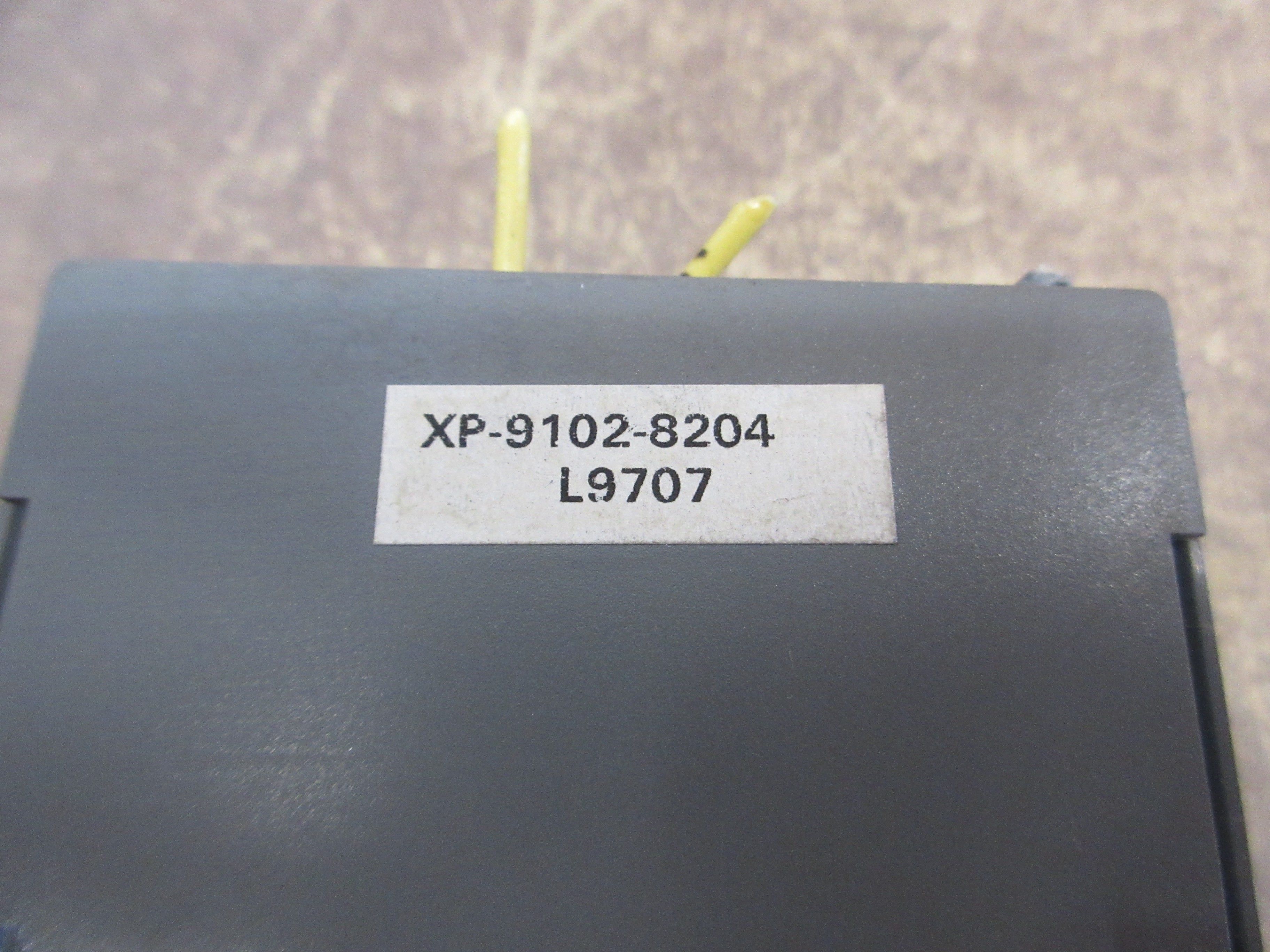 Johnson Controls Metasys Expansion Module XP-9102-8204 (1) Terminal Cover Used