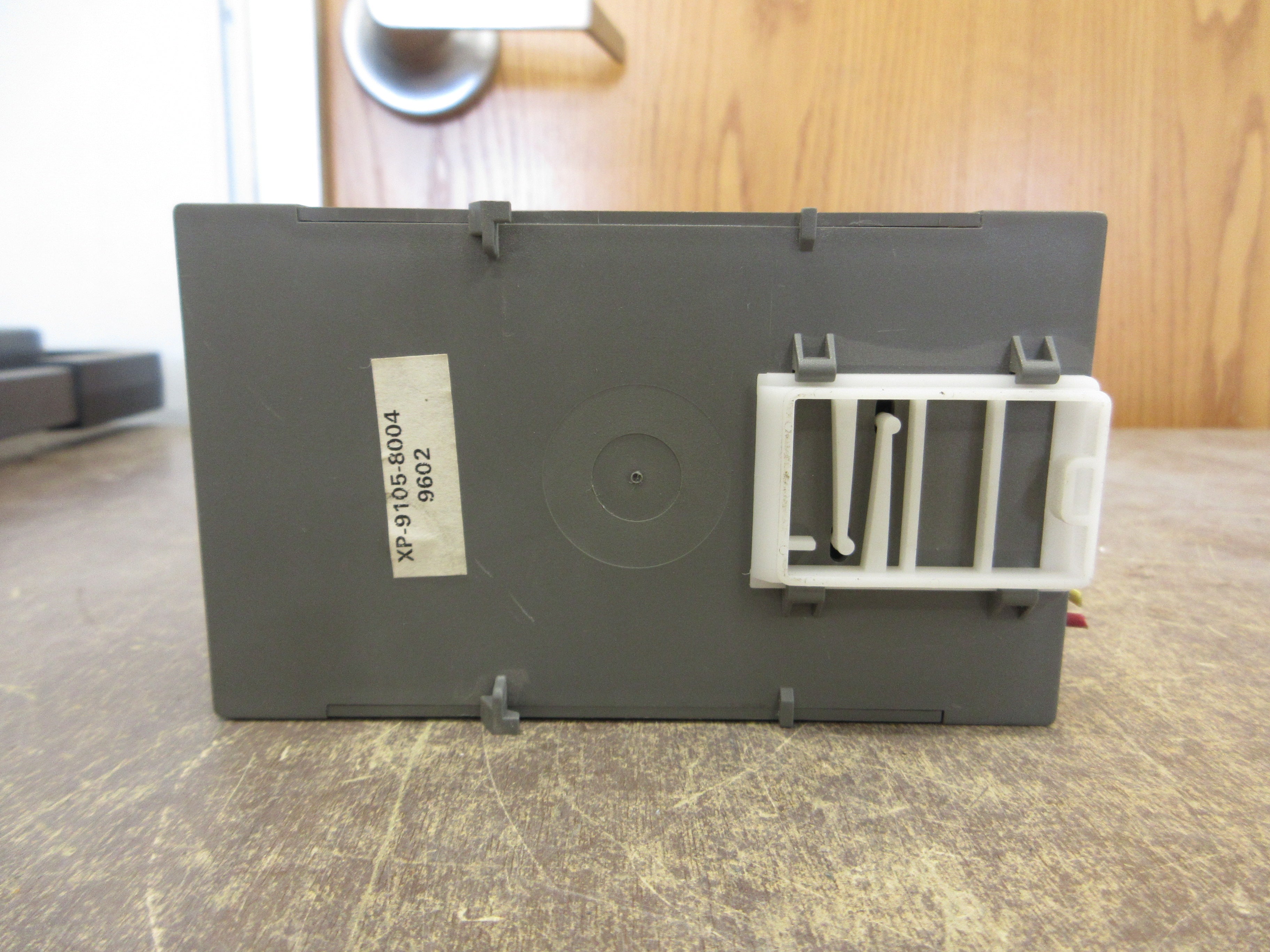 Johnson Controls Metasys Expansion Module XP-9105-8004 *No Terminal Covers* Used