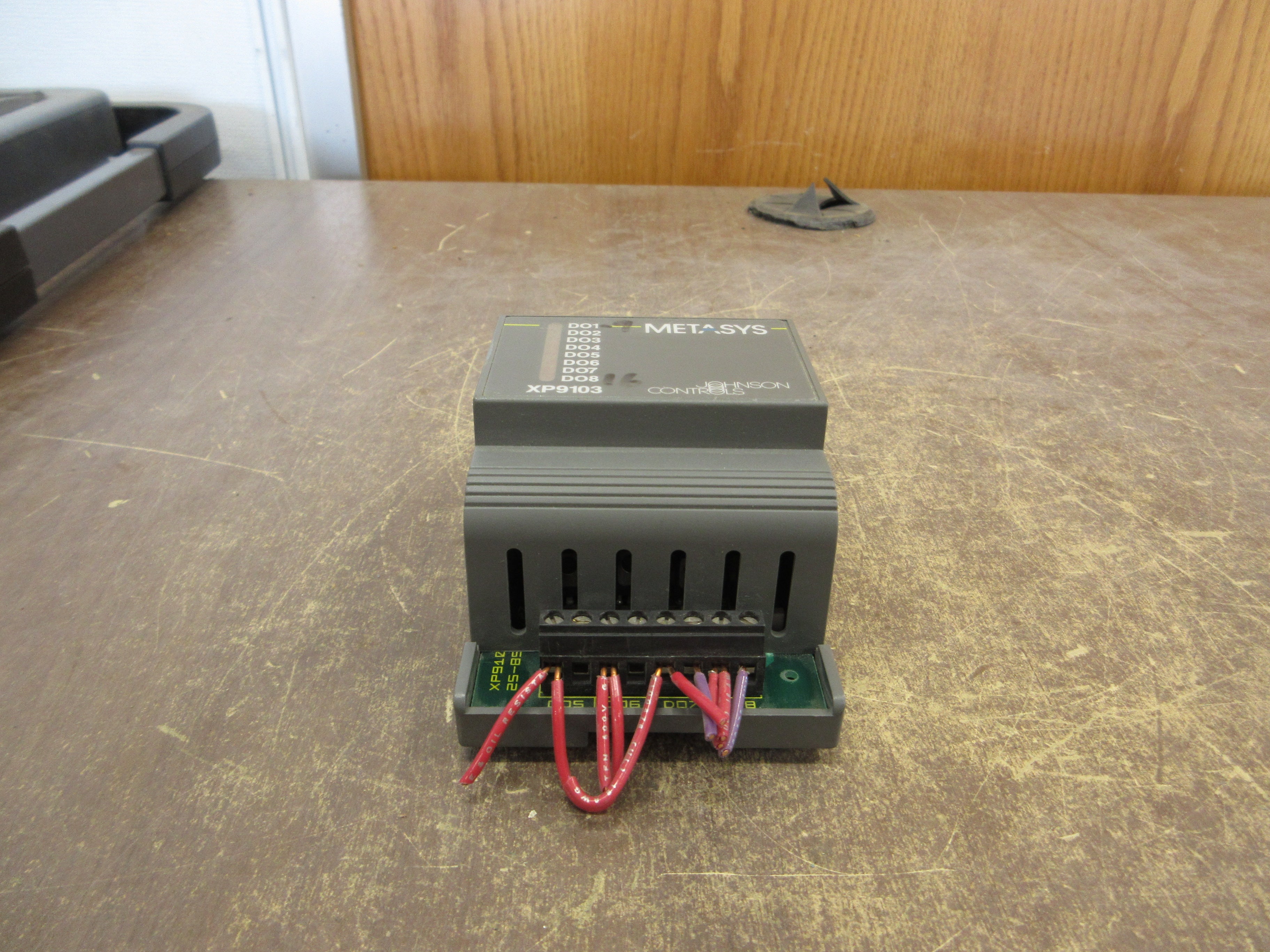 Johnson Controls Metasys XT9103 Expansion Module XP-9103-8004 Used