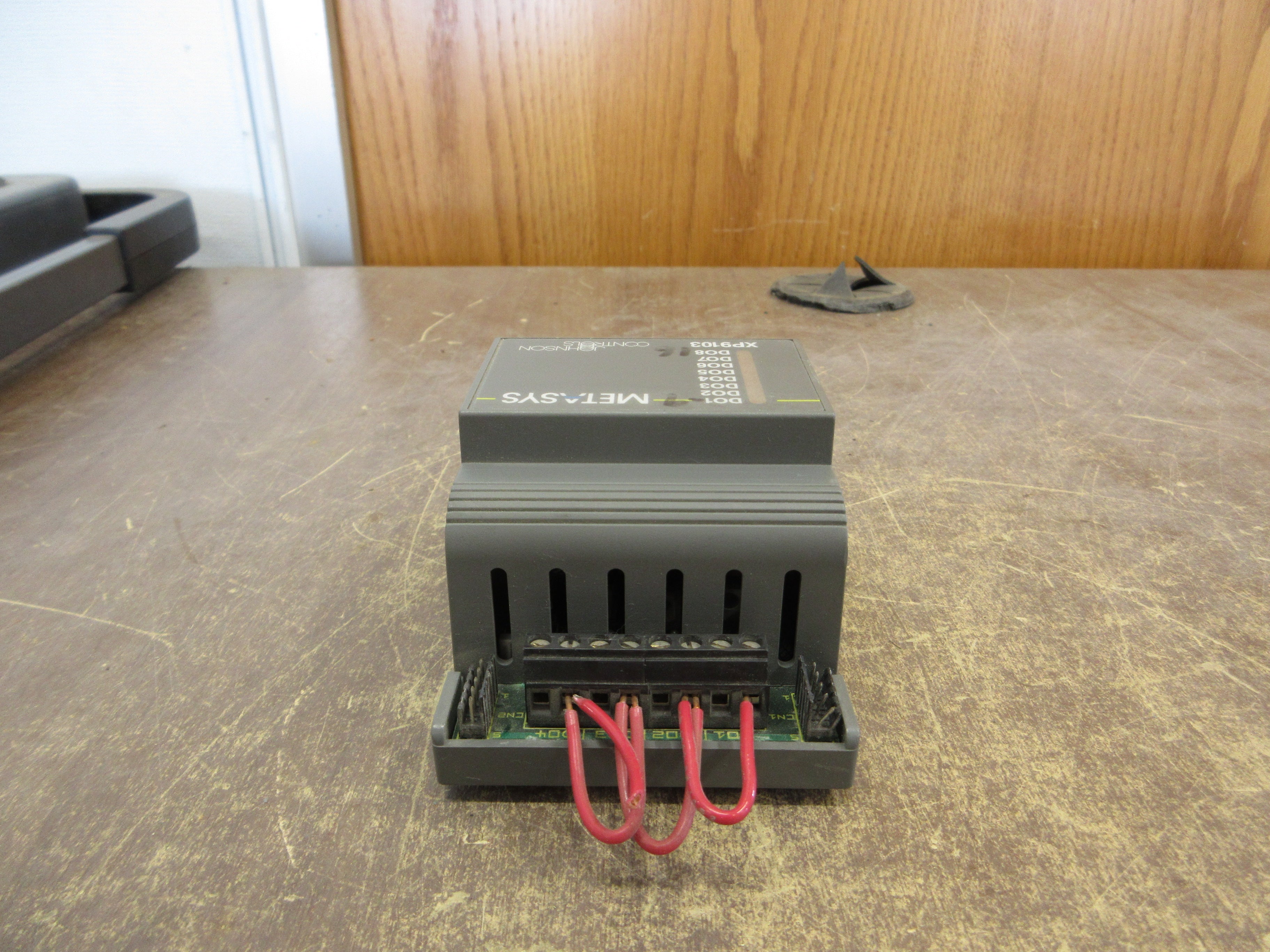 Johnson Controls Metasys XT9103 Expansion Module XP-9103-8004 Used