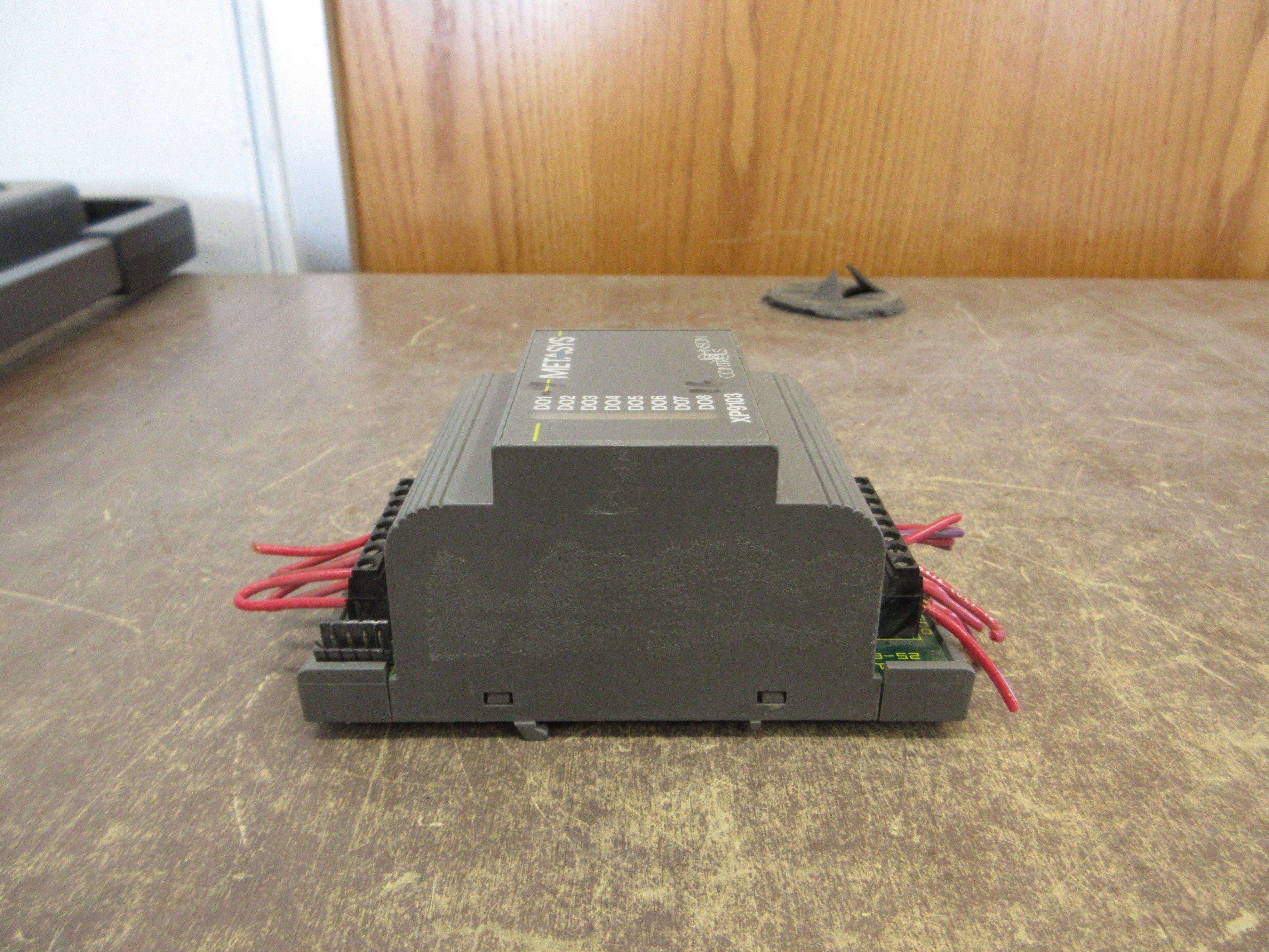 Johnson Controls Metasys XT9103 Expansion Module XP-9103-8004 Used