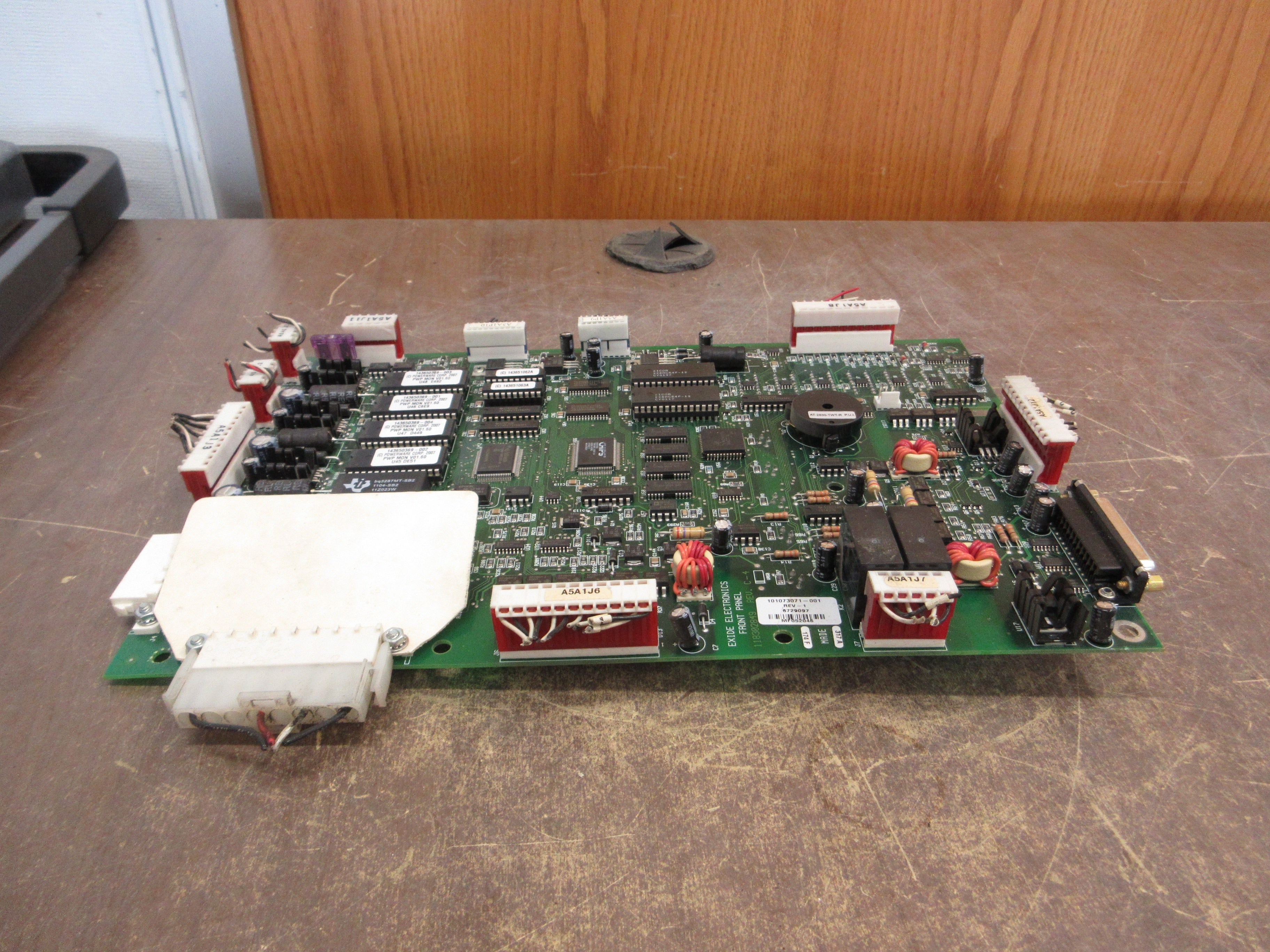 Exide Electronics Front Panel Control Board 118302849 Rev. C-4 Used