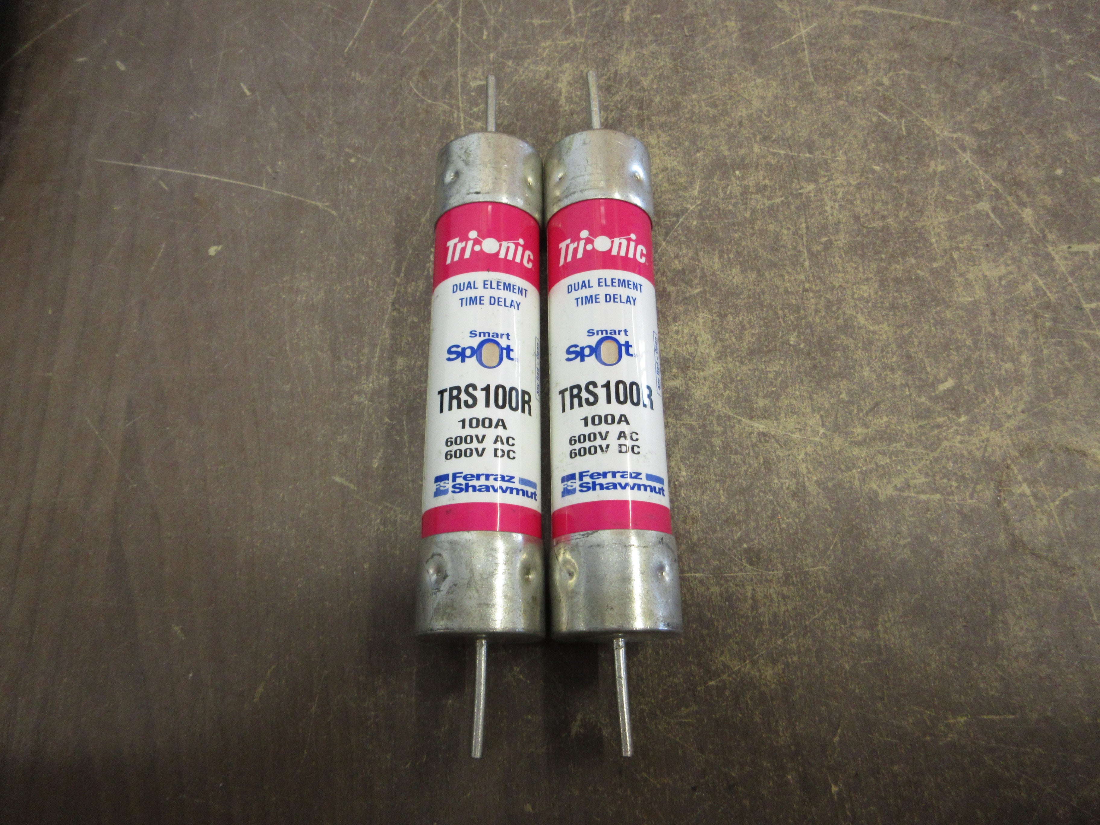 Ferraz Shawmut Tri-Onic Fuse TRS100R 100A 600V *Lot of 2* Used