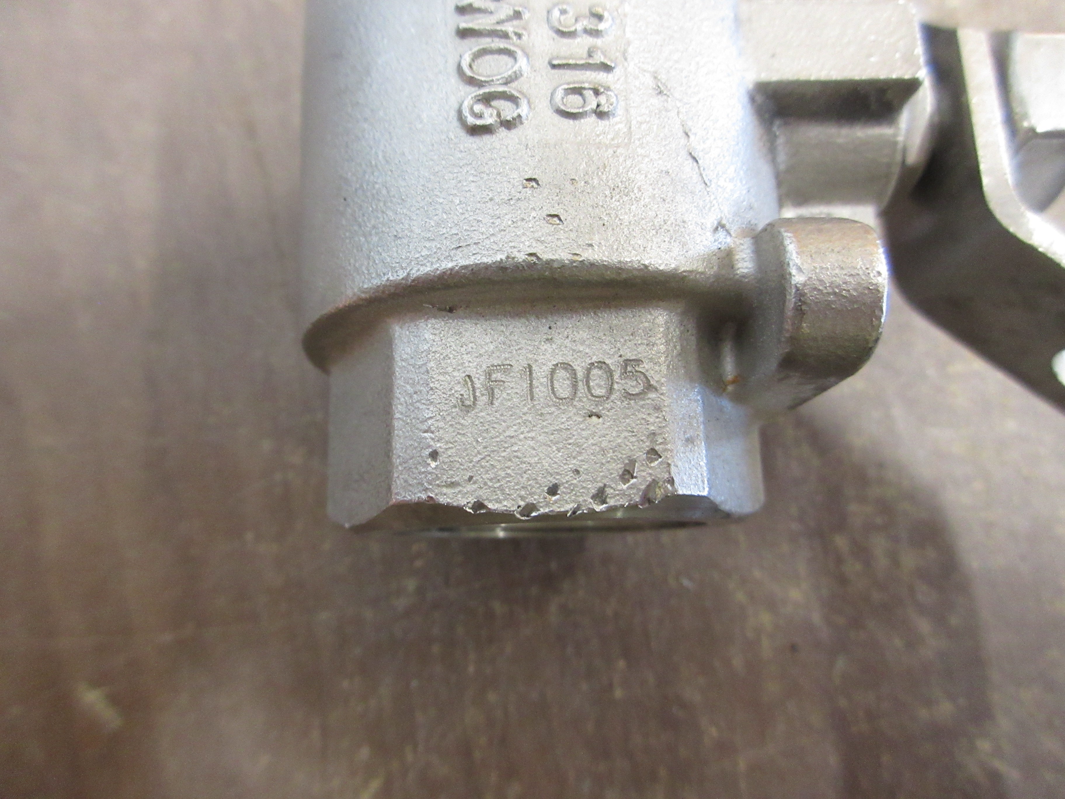 J-Flow Controls Stainless Steel Ball Valve JF1005 3/4" 2000 WOG Used