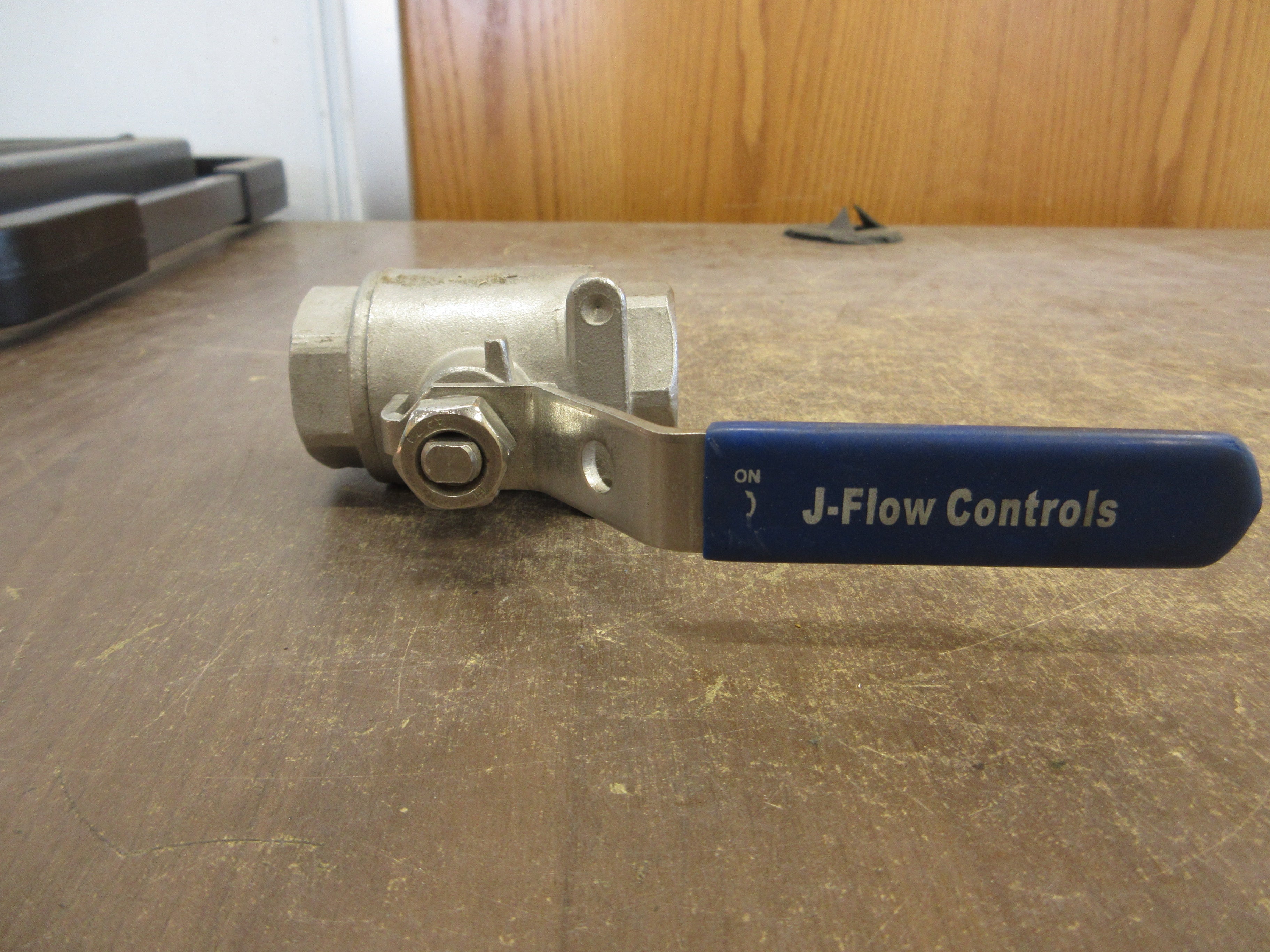 J-Flow Controls Stainless Steel Ball Valve JF1005 3/4" 2000 WOG Used
