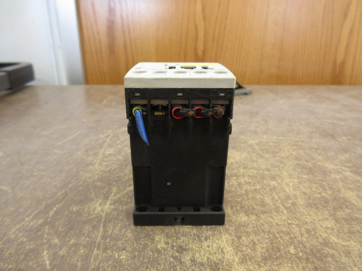 Siemens Sirius Contactor 3RT1016-1BB42 24VDC Coil 20A 600V Used