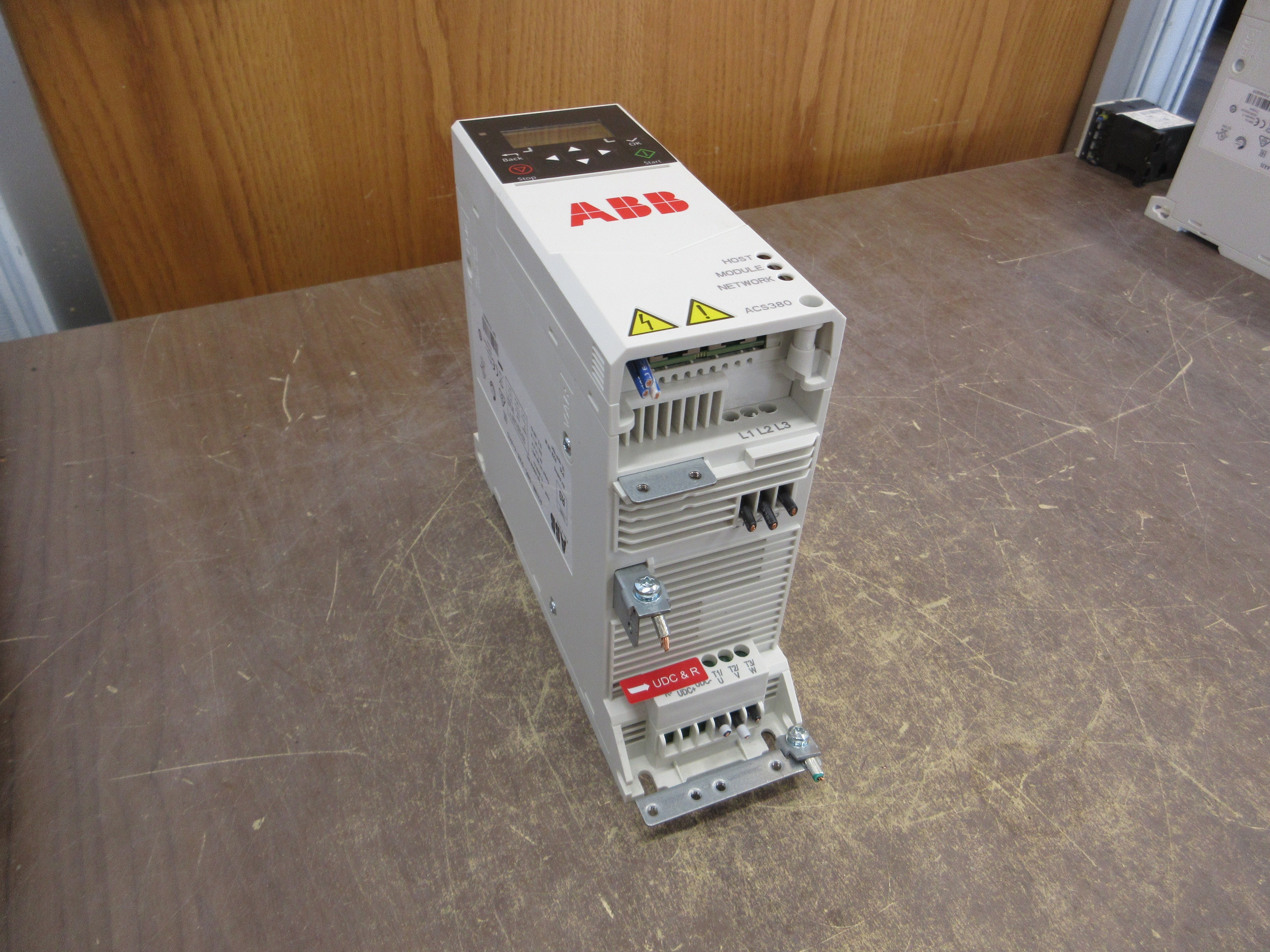 ABB ACS380 AC Drive ACS380-040C-01A8-4+K475 0.75HP 3Ph Used