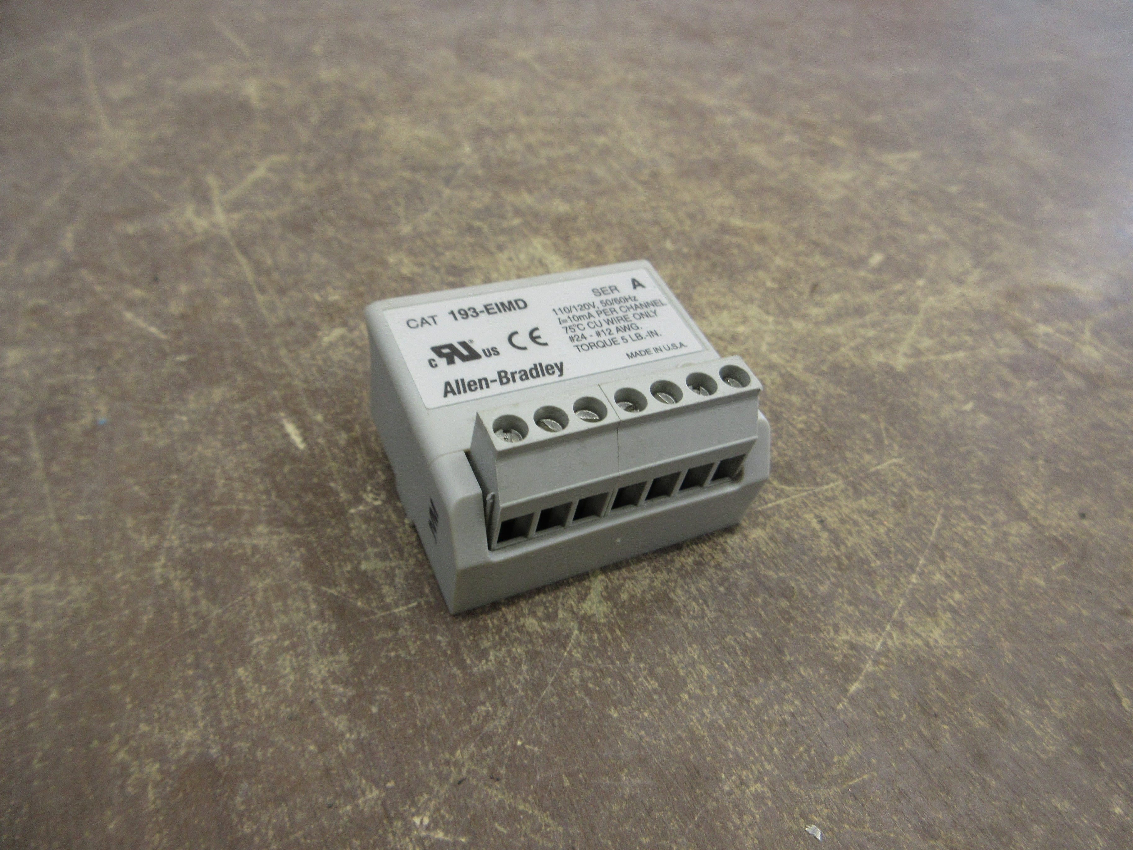 Allen-Bradley Input Interface Module 193-EIMD Ser. A 110/120V 50/60Hz Used