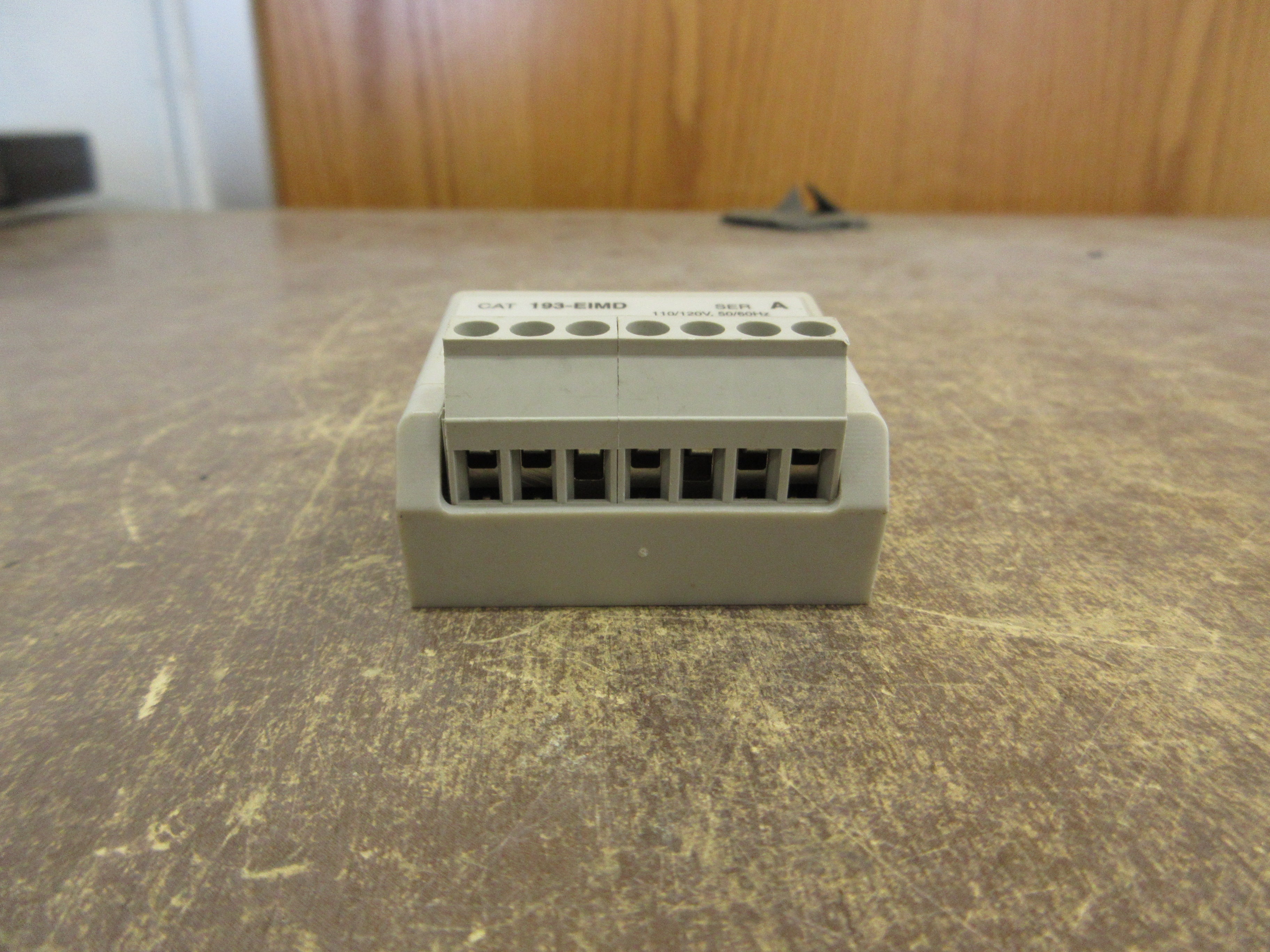 Allen-Bradley Input Interface Module 193-EIMD Ser. A 110/120V 50/60Hz Used